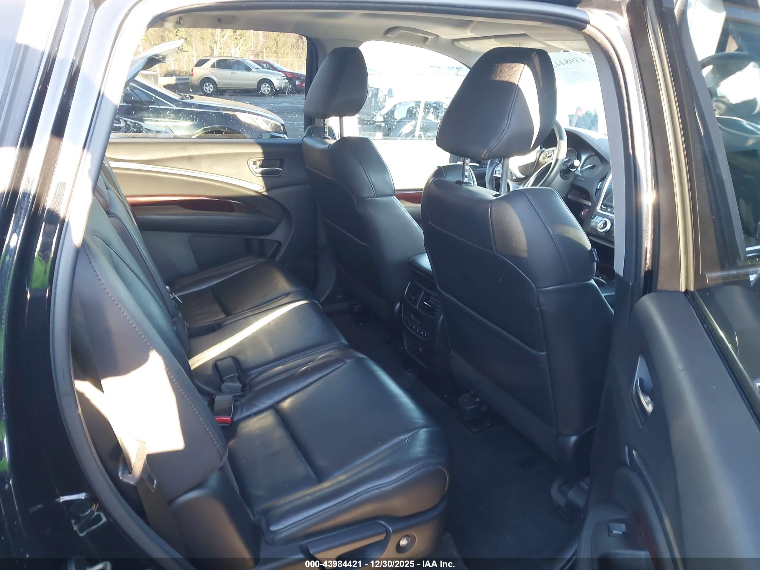 ACURA MDX image 8
