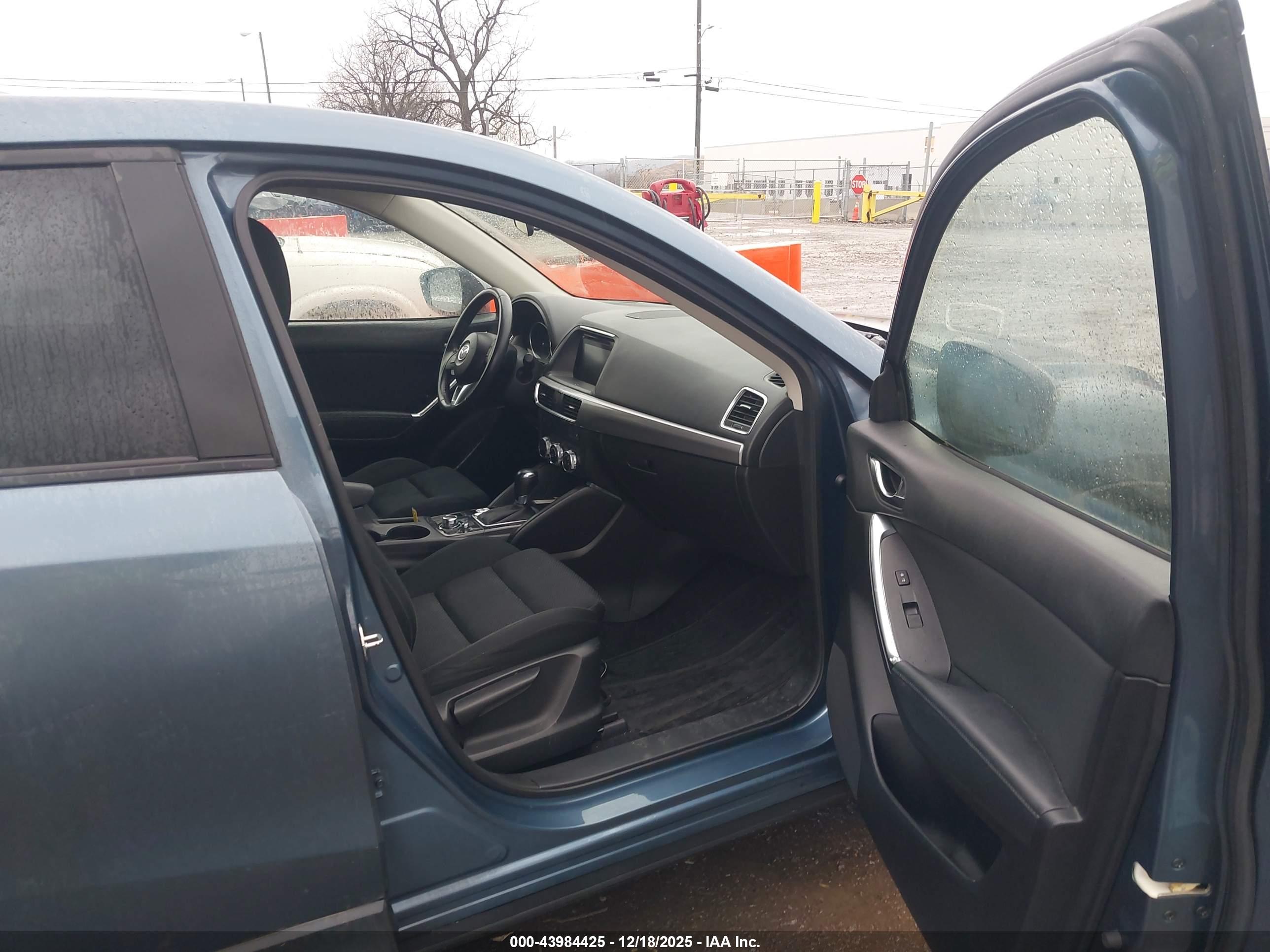 MAZDA CX-5 image 5