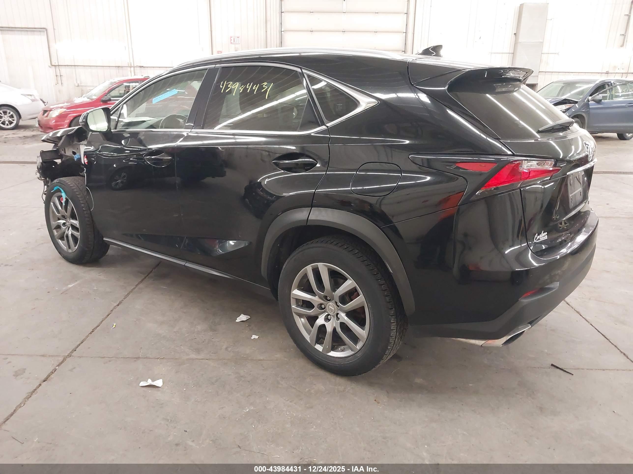 LEXUS NX image 3