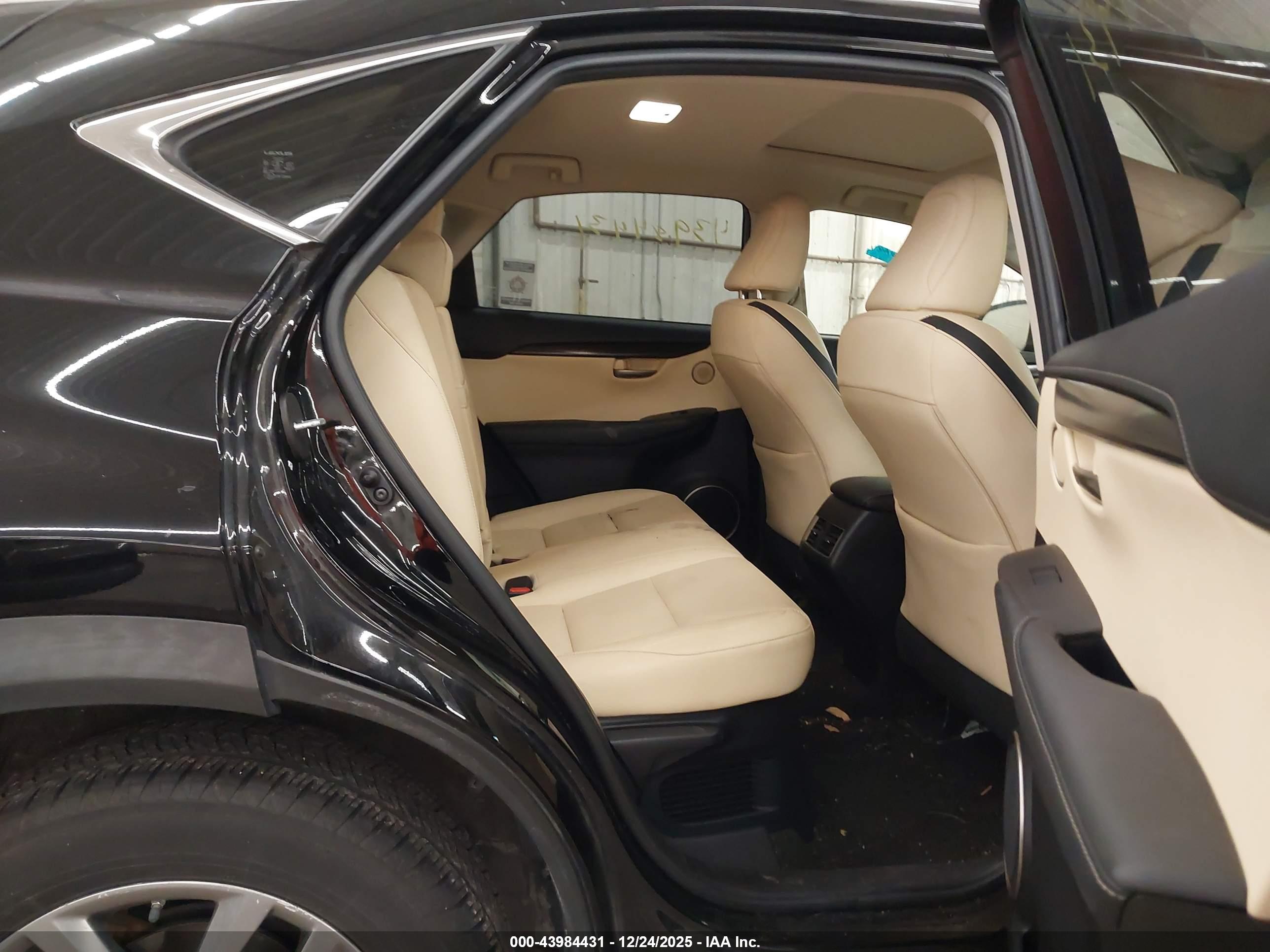 LEXUS NX image 8