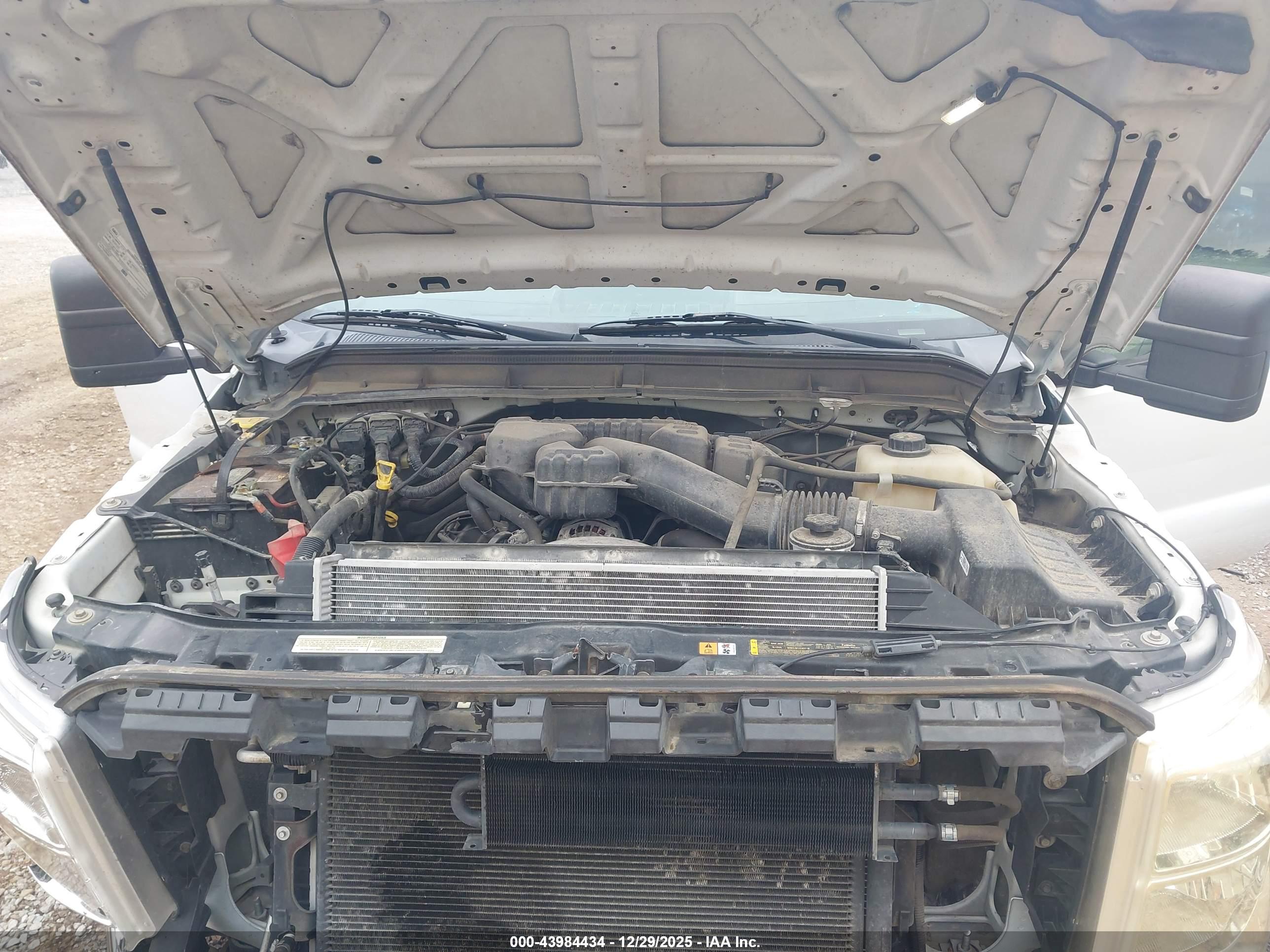 FORD F-250 image 10