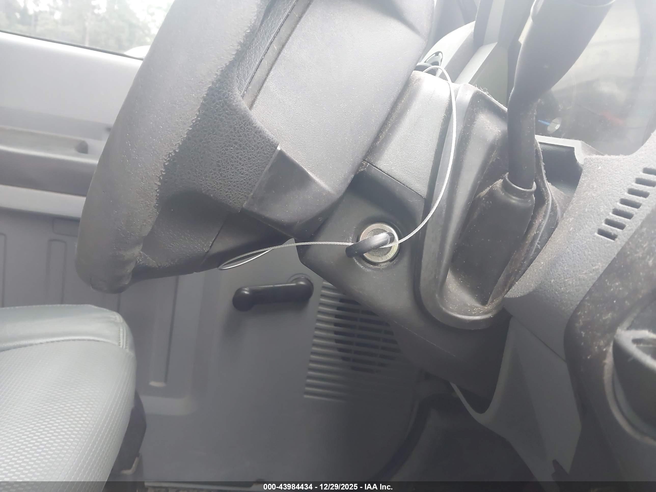FORD F-250 image 11