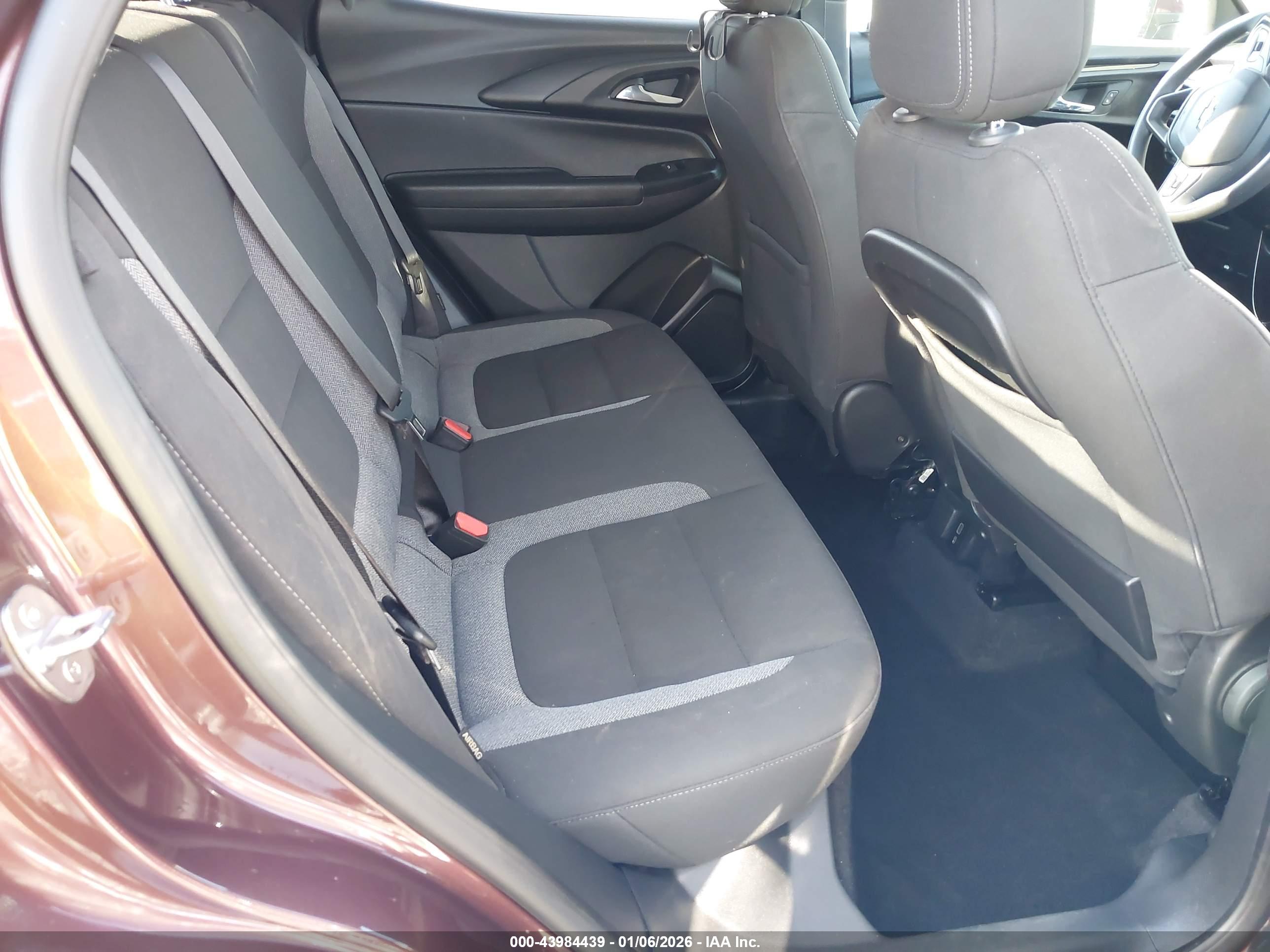 CHEVROLET TRAILBLAZER image 8