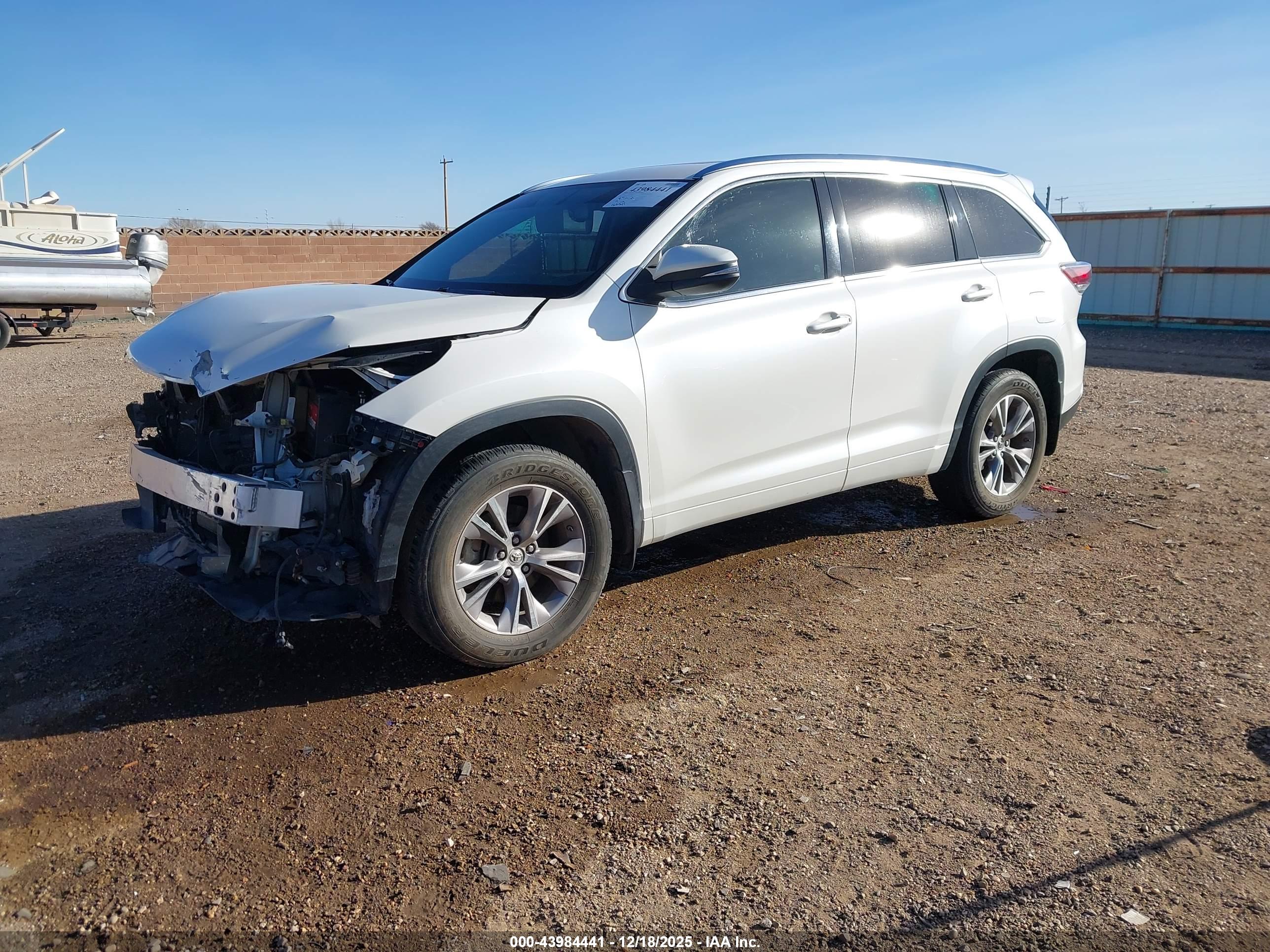 TOYOTA HIGHLANDER image 2