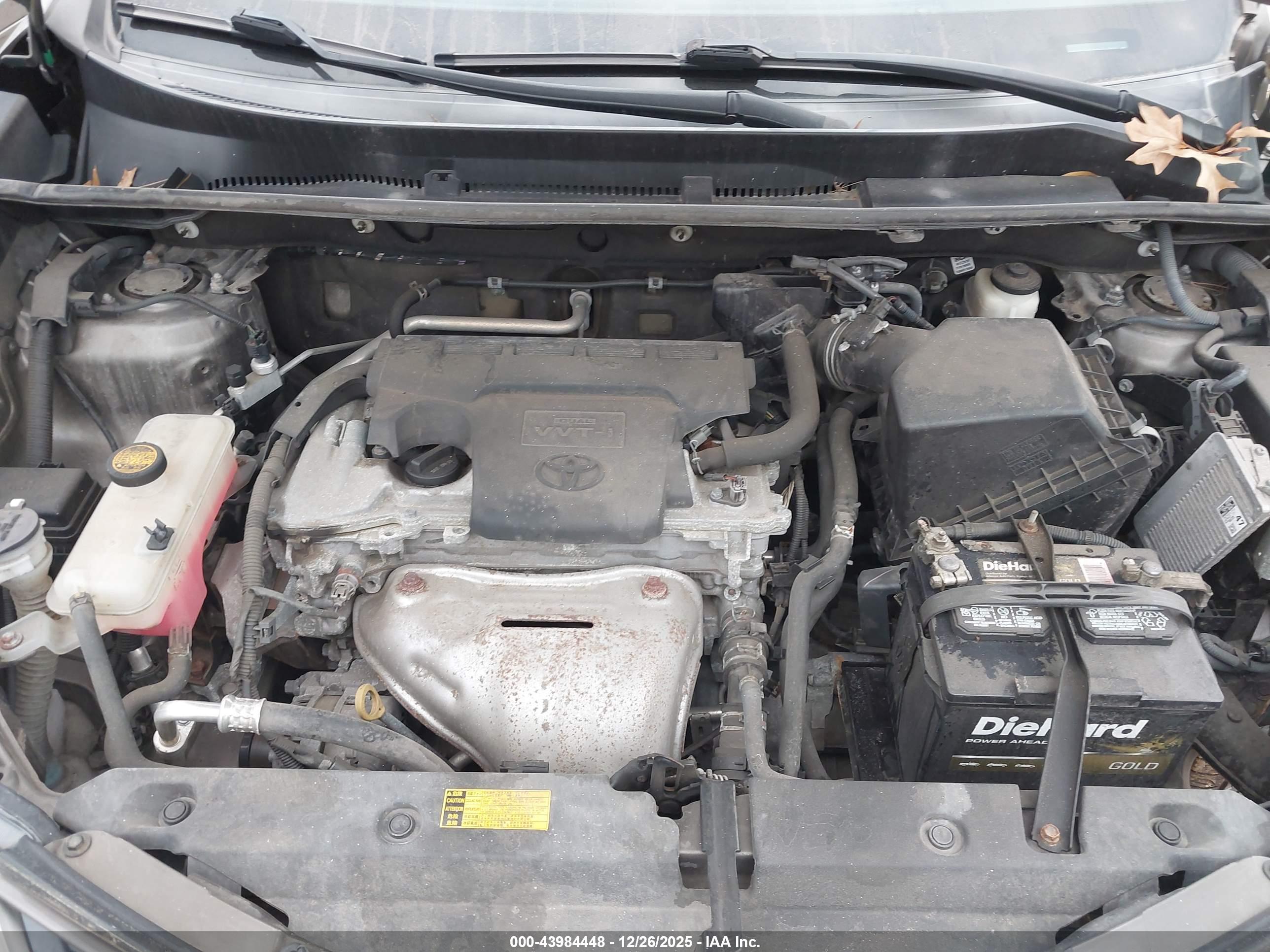 TOYOTA RAV4 image 10