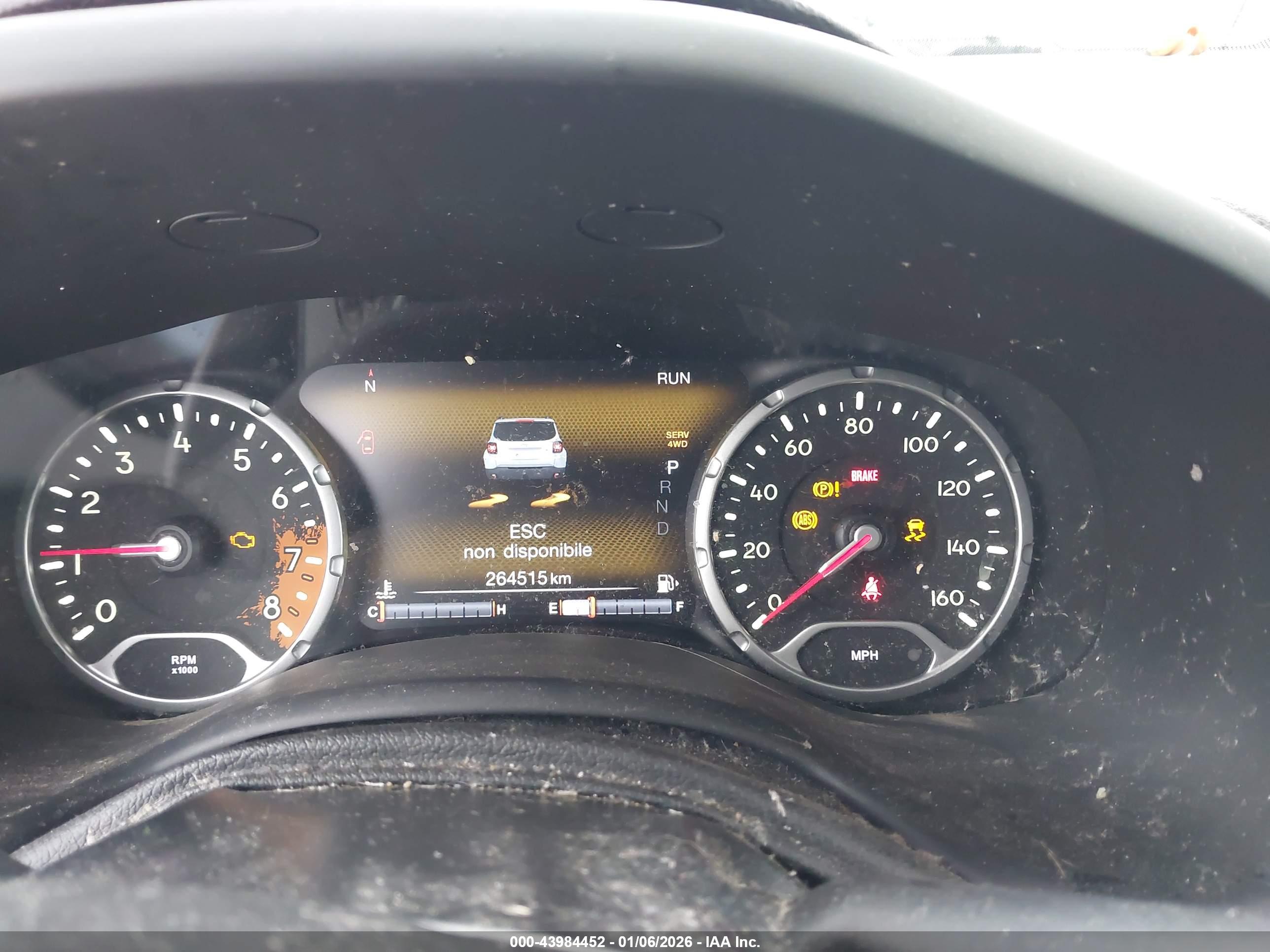 JEEP RENEGADE image 7