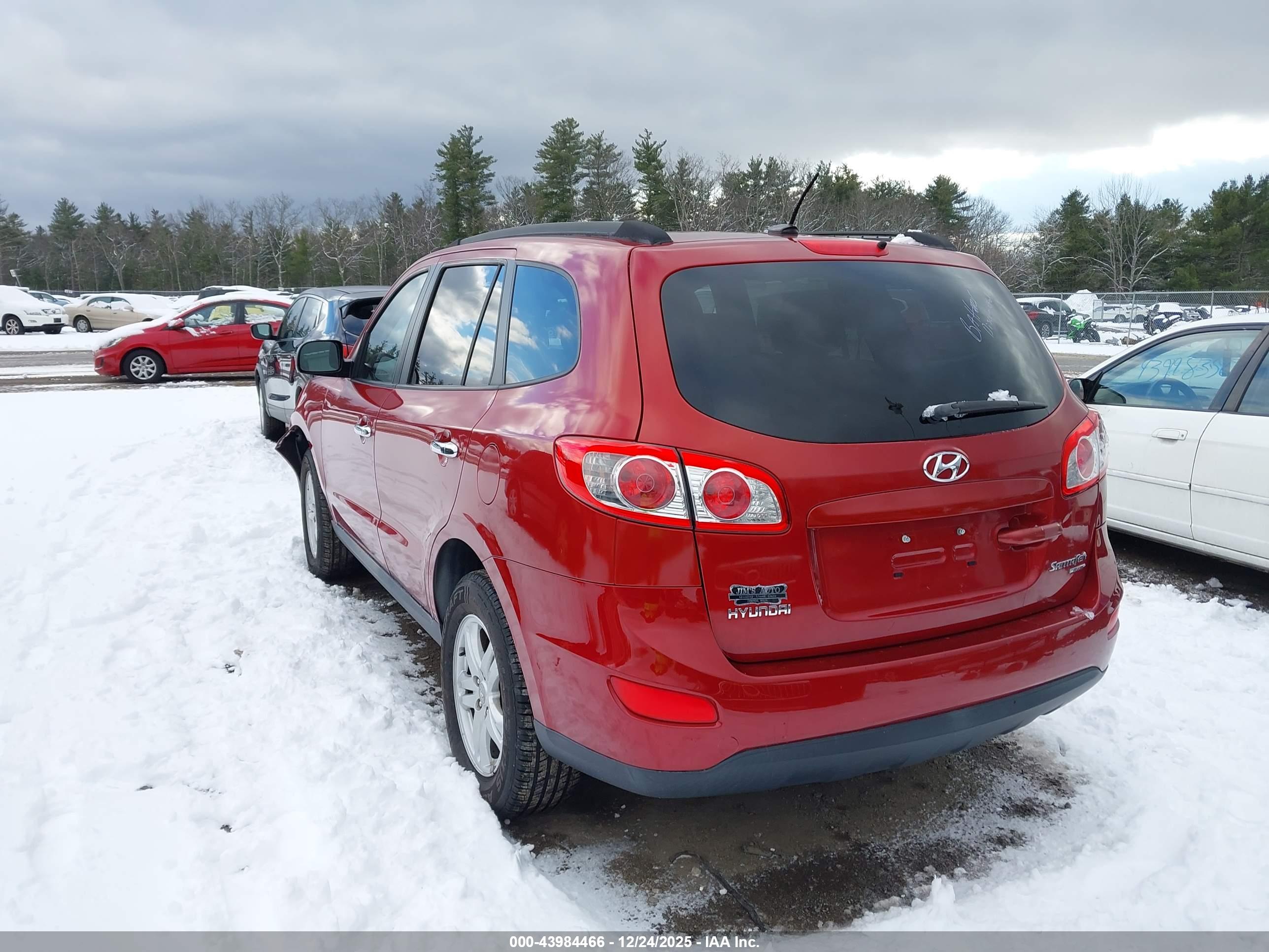 HYUNDAI SANTA image 3