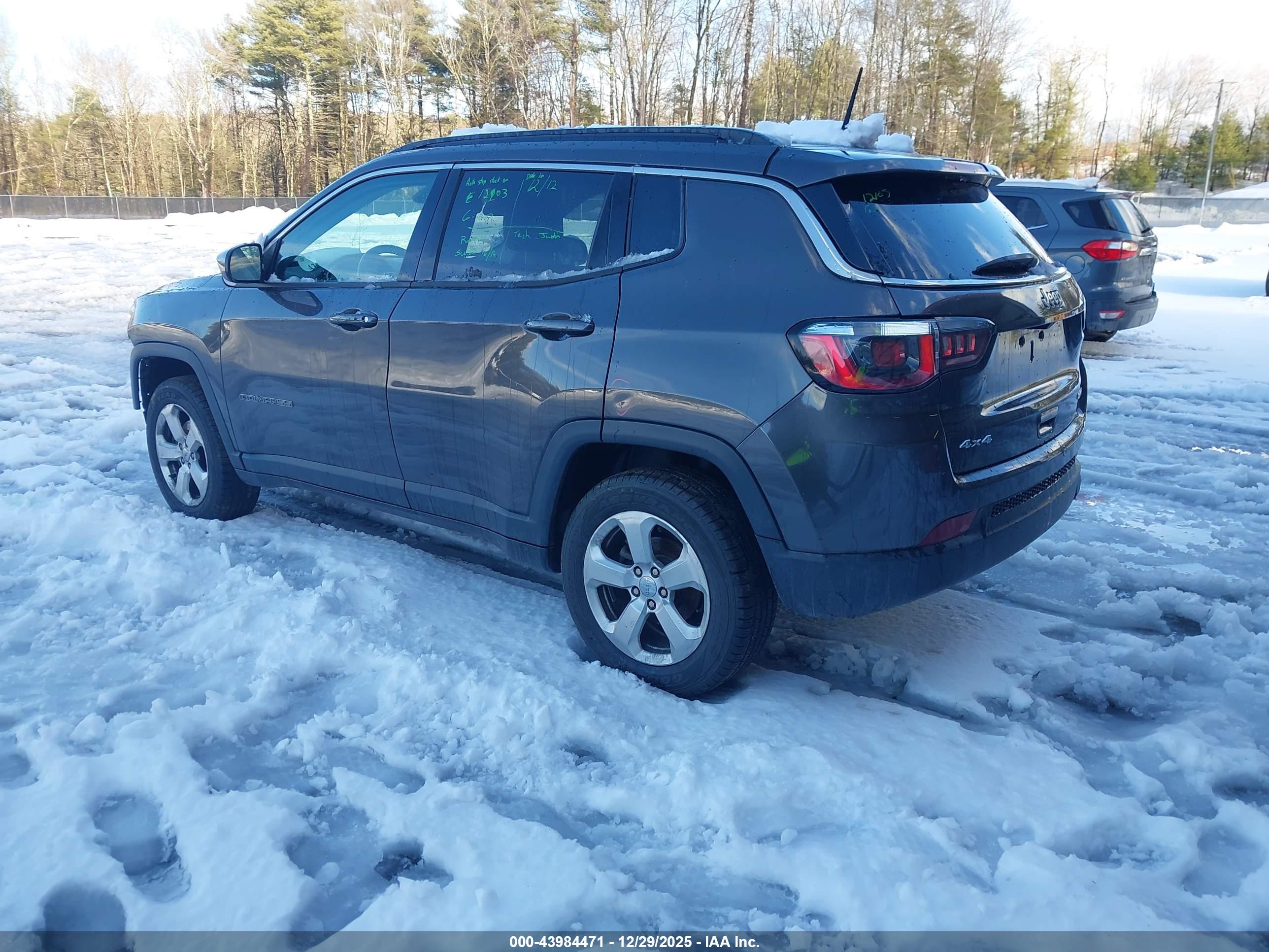 JEEP COMPASS image 3
