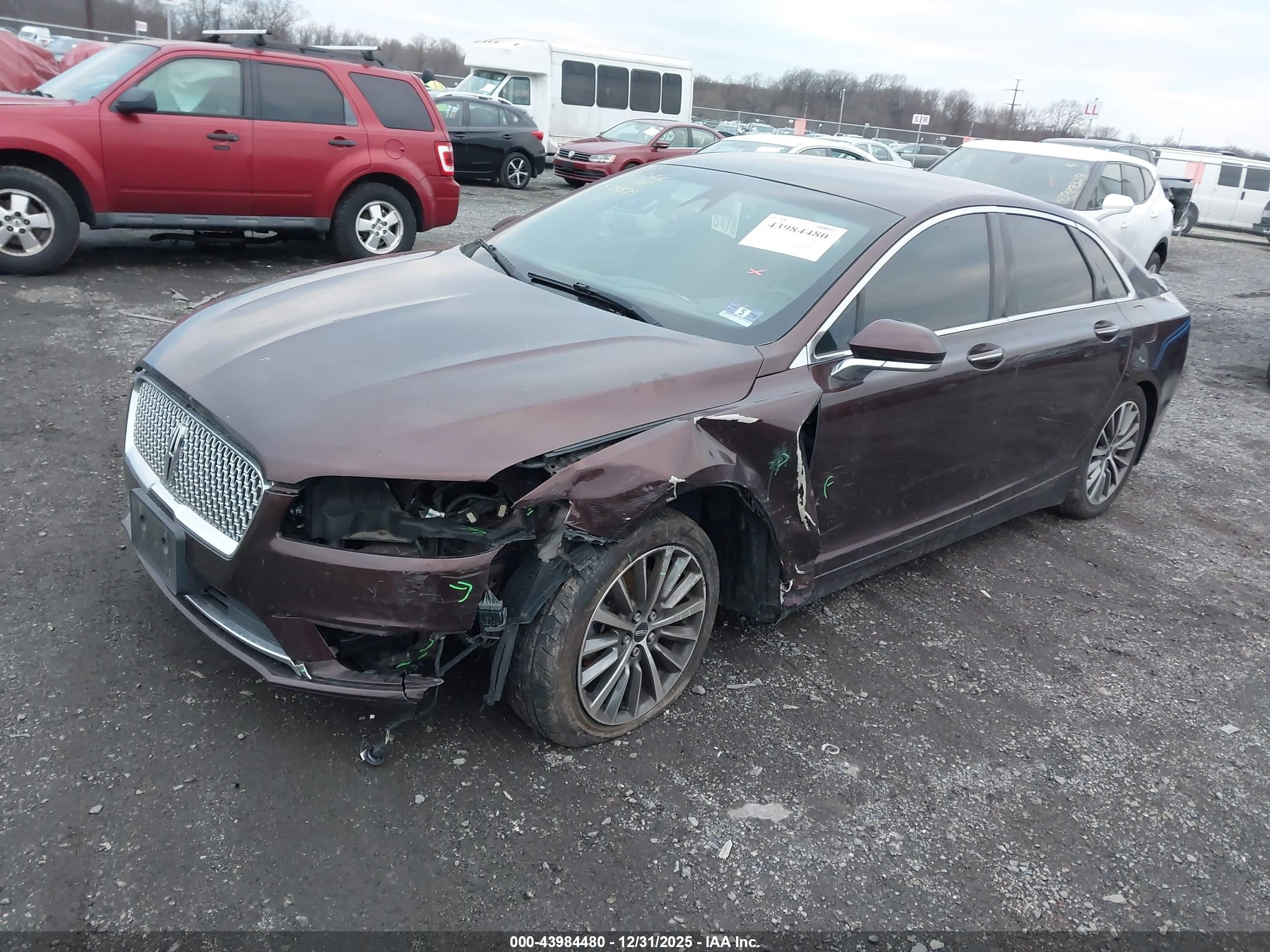 LINCOLN MKZ image 2