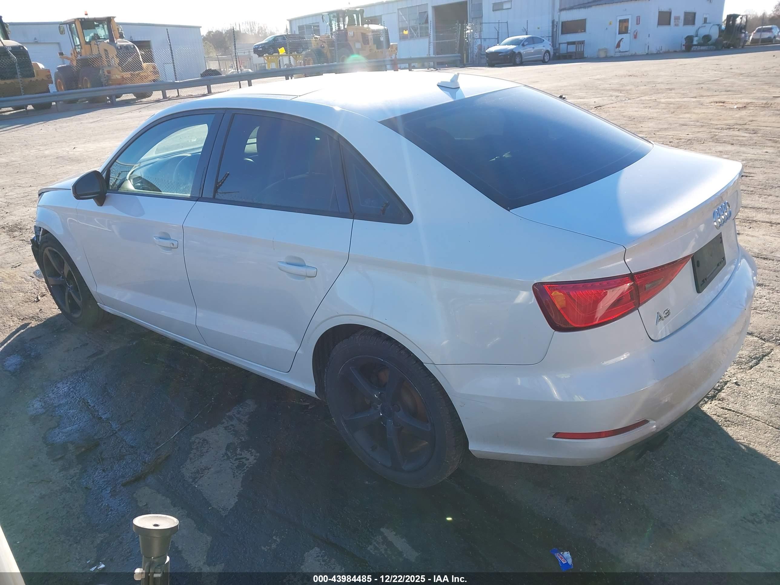 AUDI A3 image 3