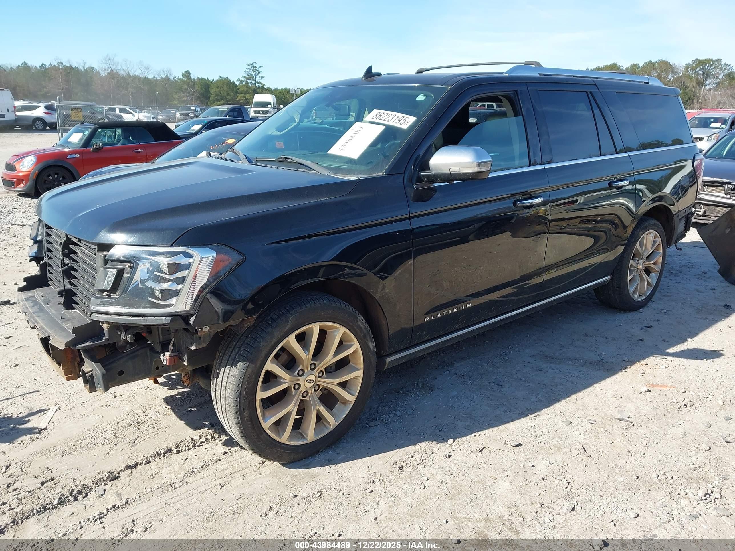 FORD EXPEDITION image 2