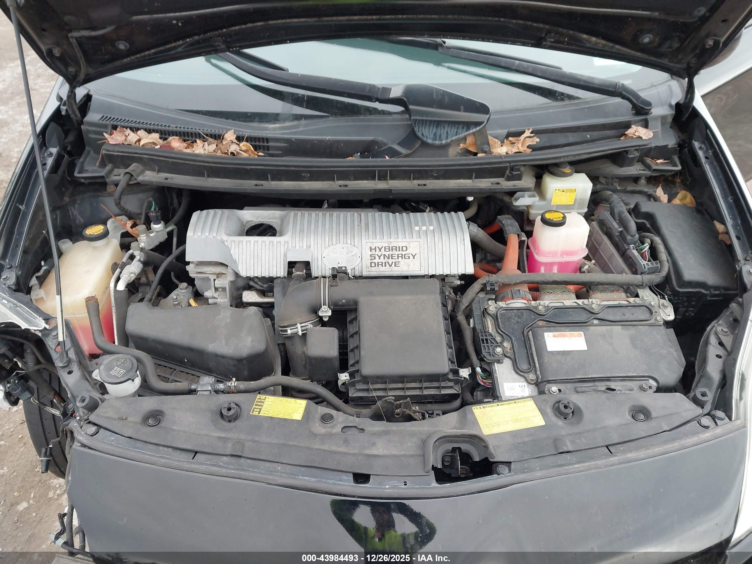 TOYOTA PRIUS image 10