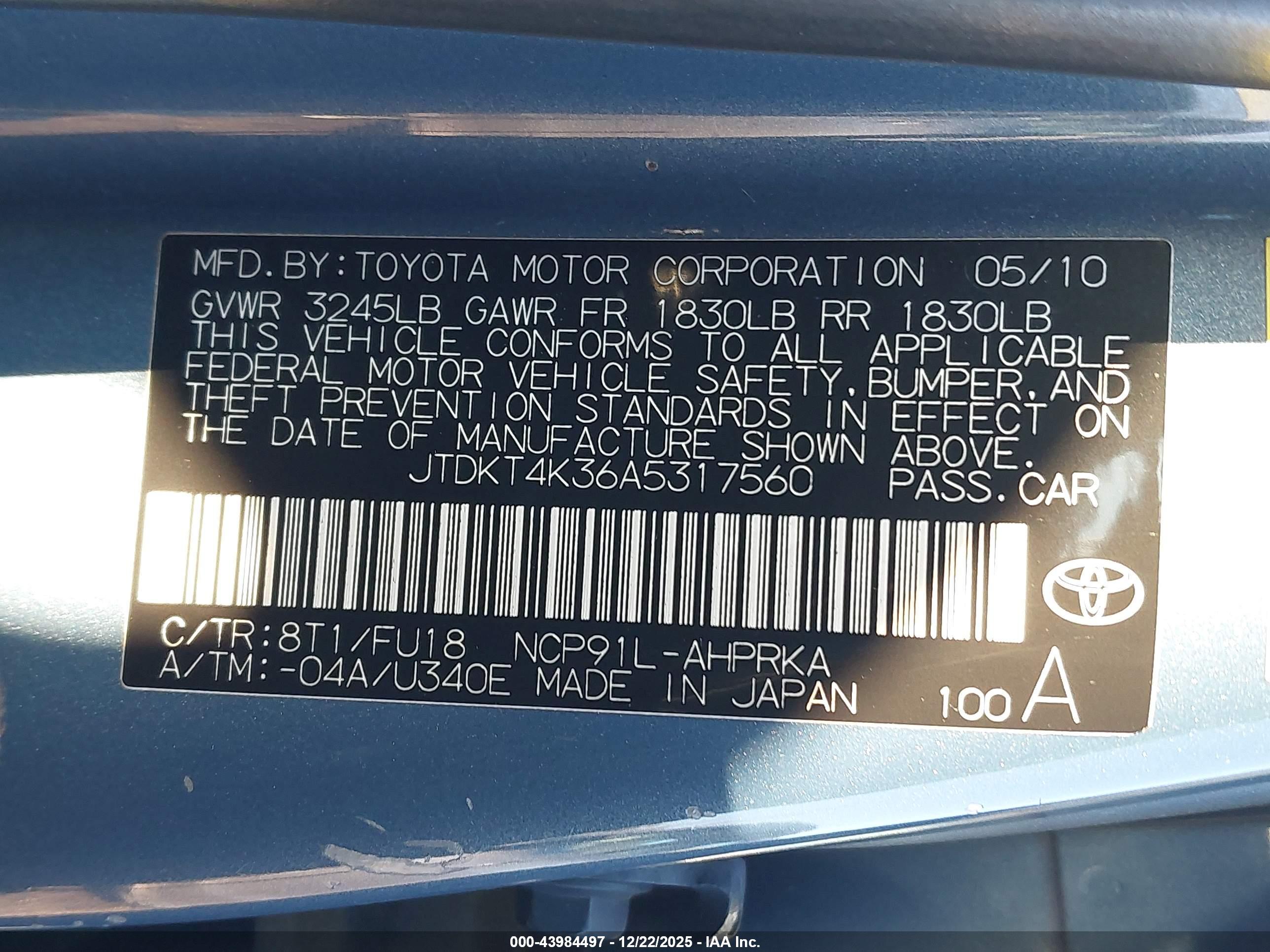 TOYOTA YARIS image 9