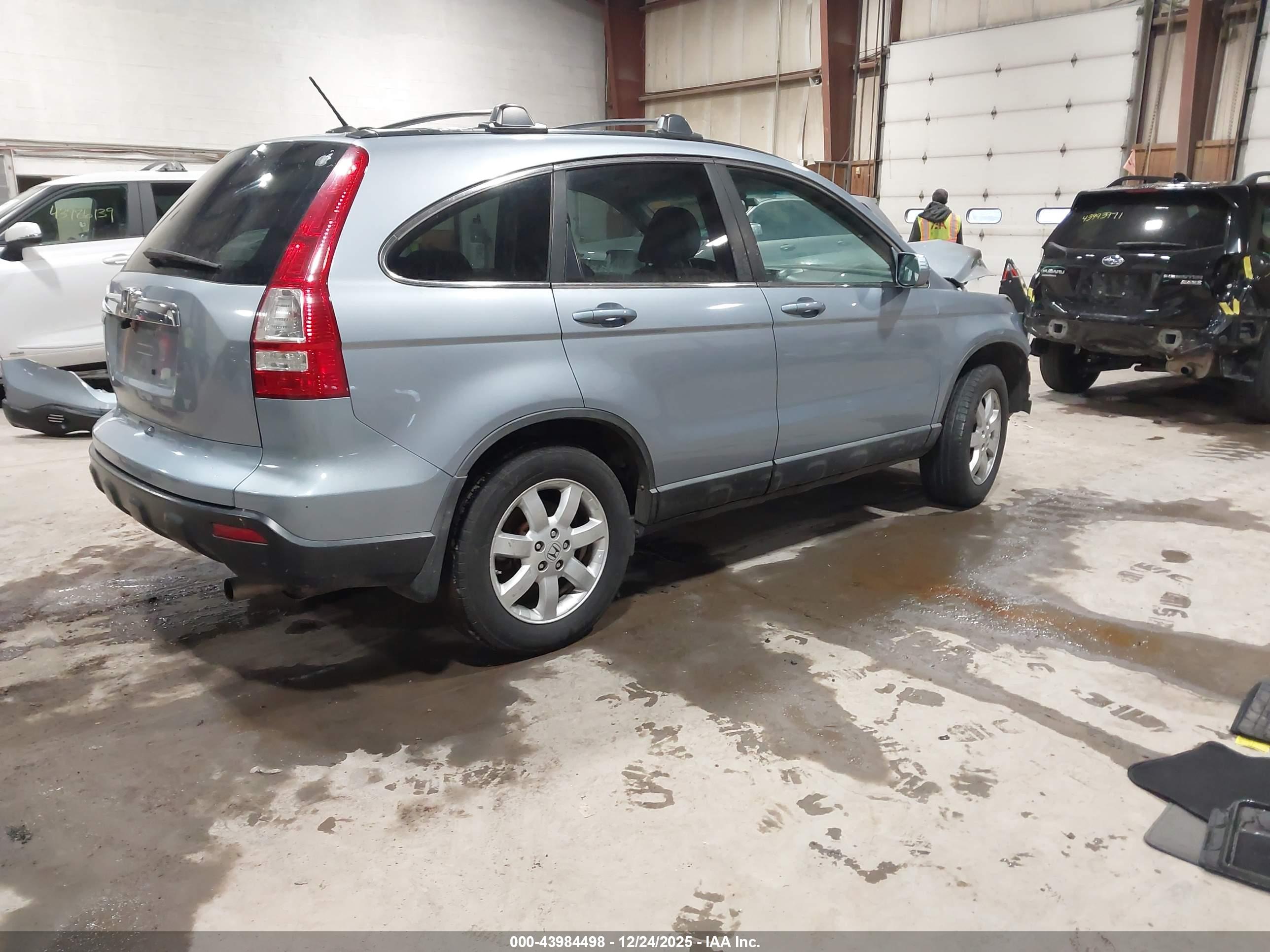 HONDA CR-V image 4