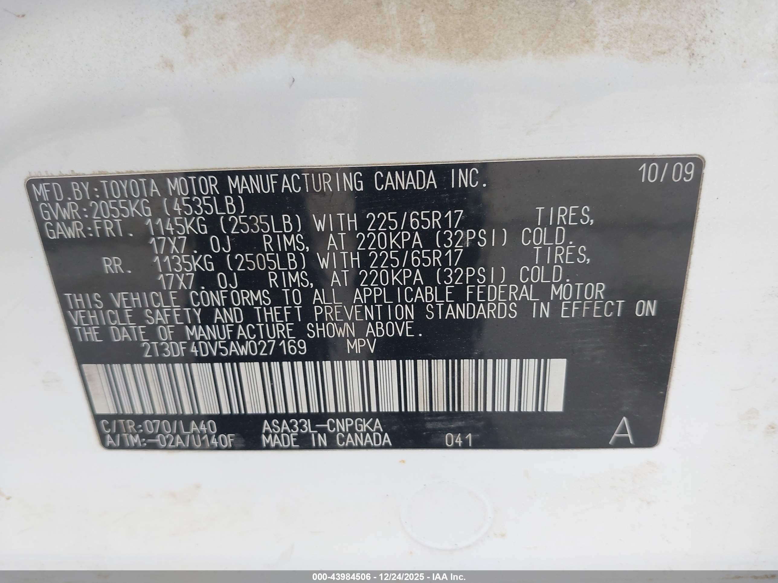 TOYOTA RAV4 image 9