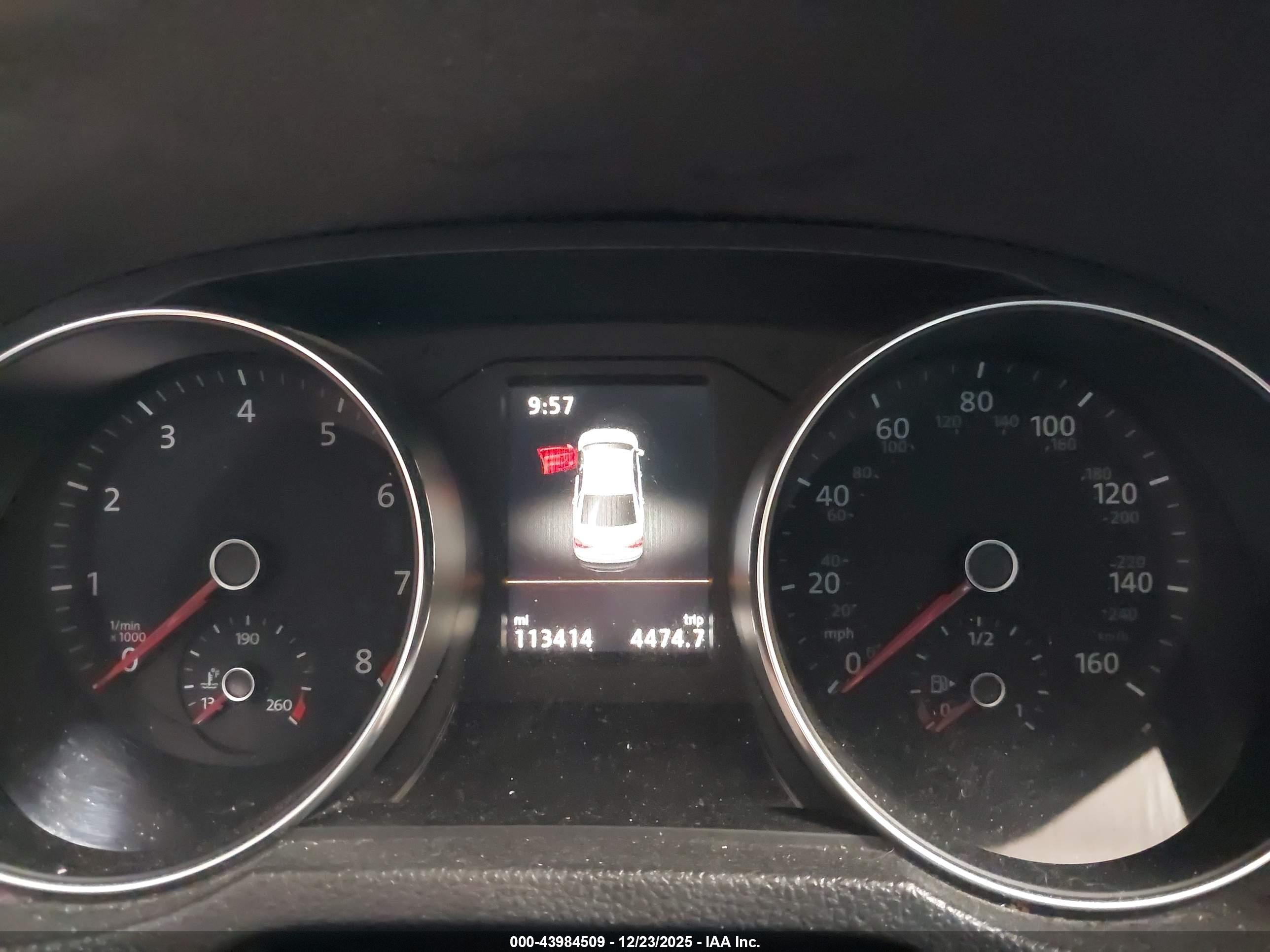 VOLKSWAGEN PASSAT image 7