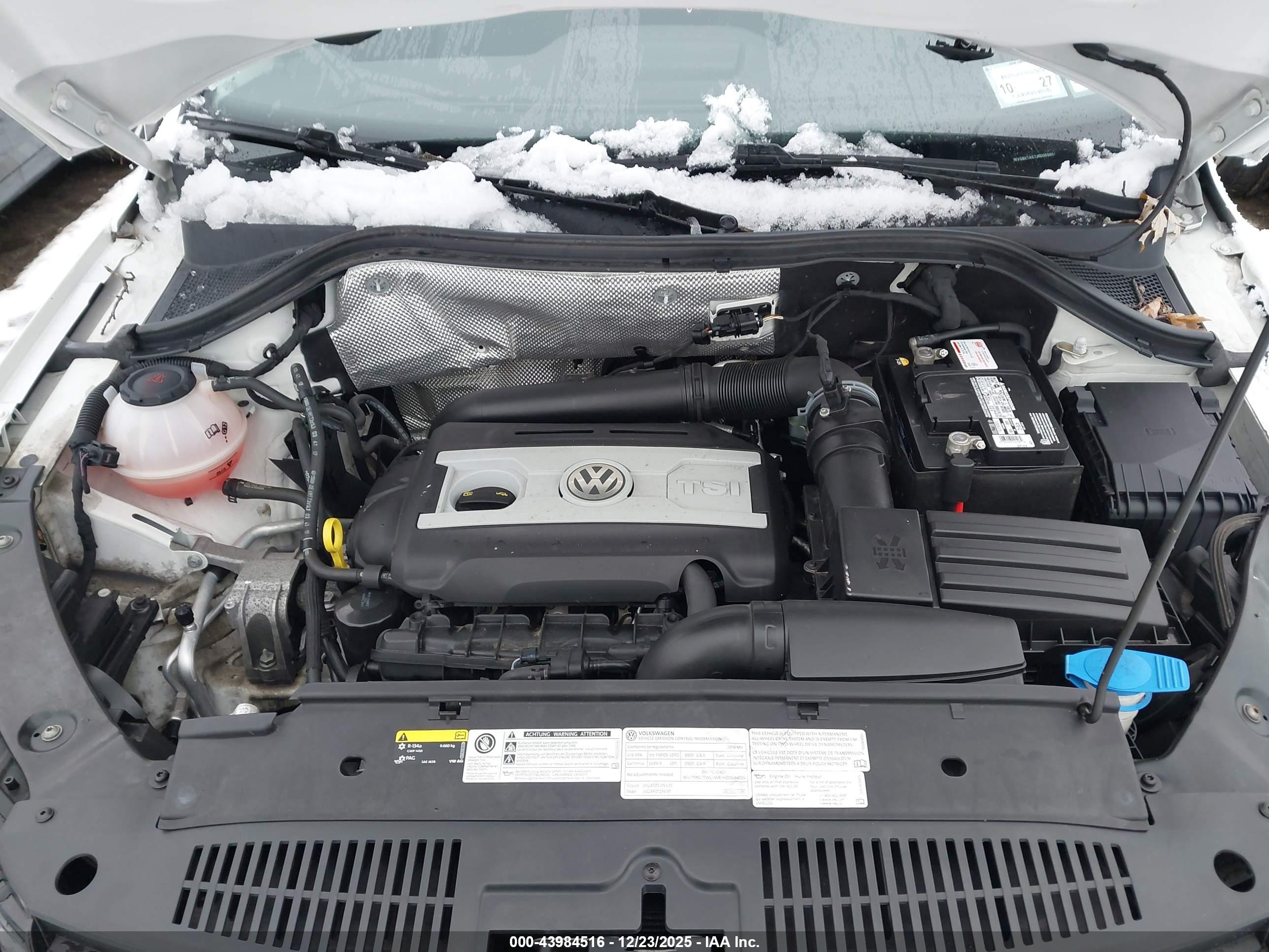 VOLKSWAGEN TIGUAN image 10