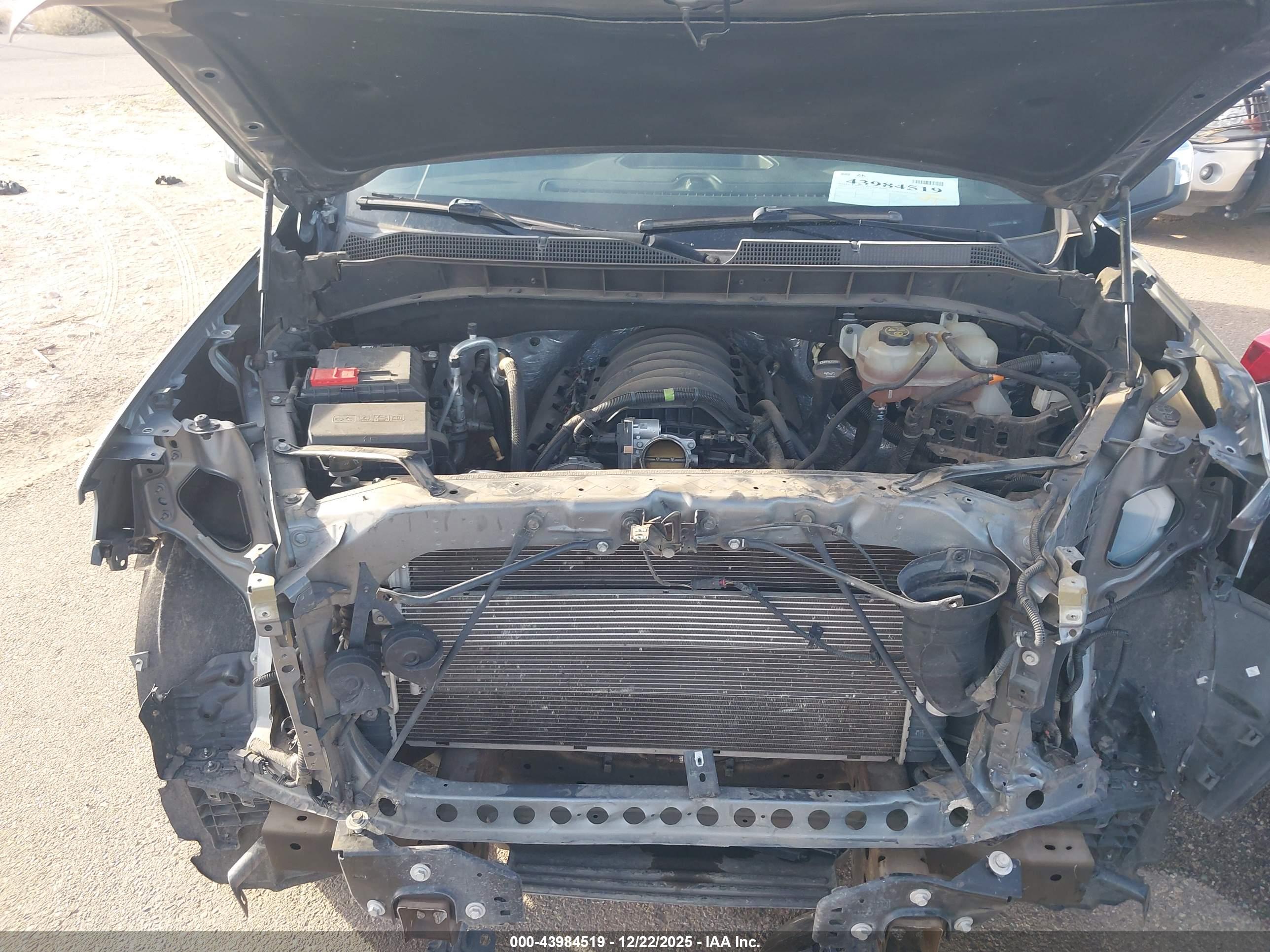 CHEVROLET SILVERADO image 10