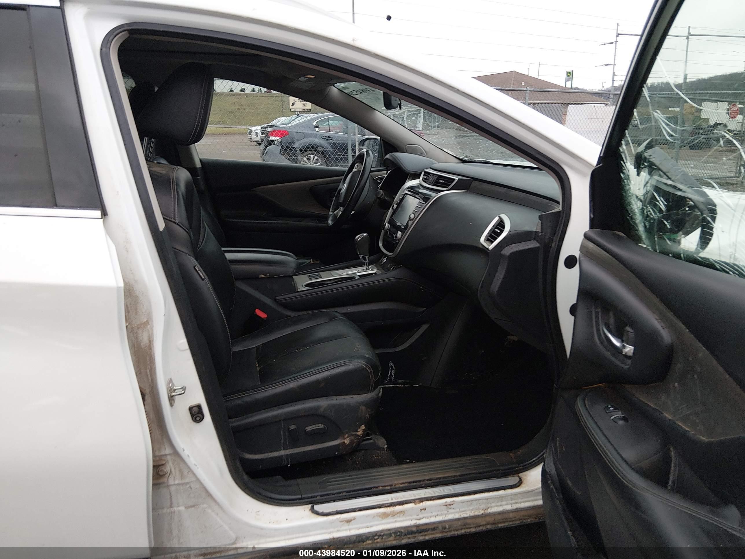 NISSAN MURANO image 5