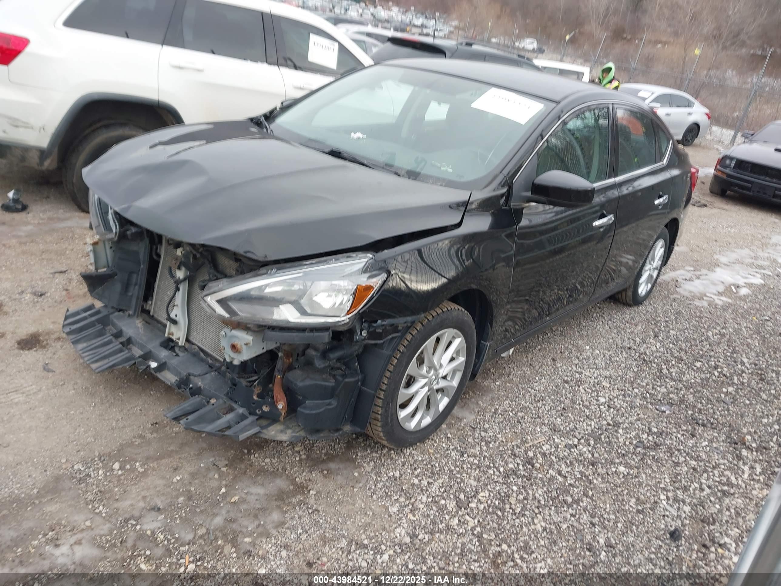 NISSAN SENTRA image 2