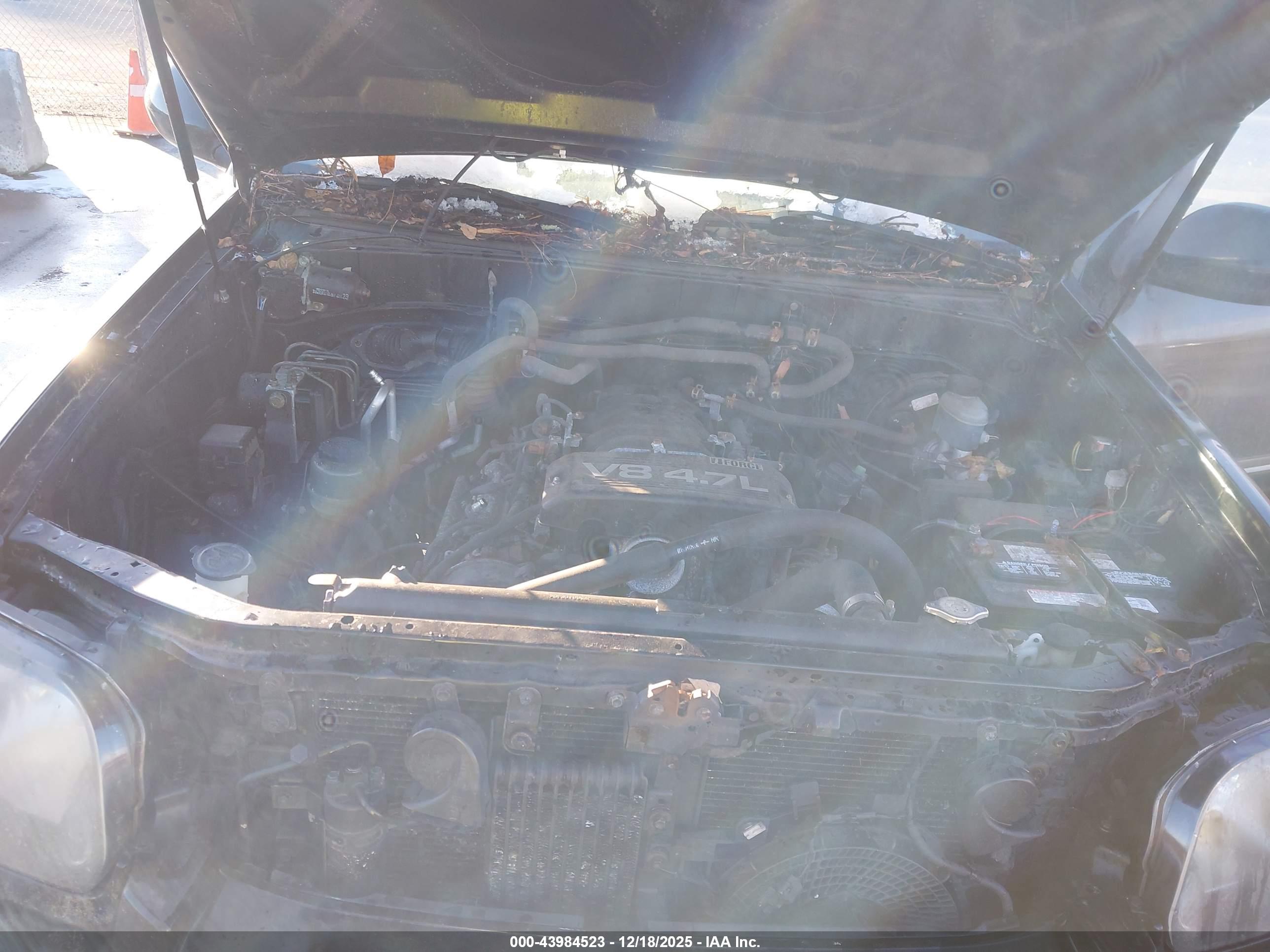 TOYOTA SEQUOIA image 10