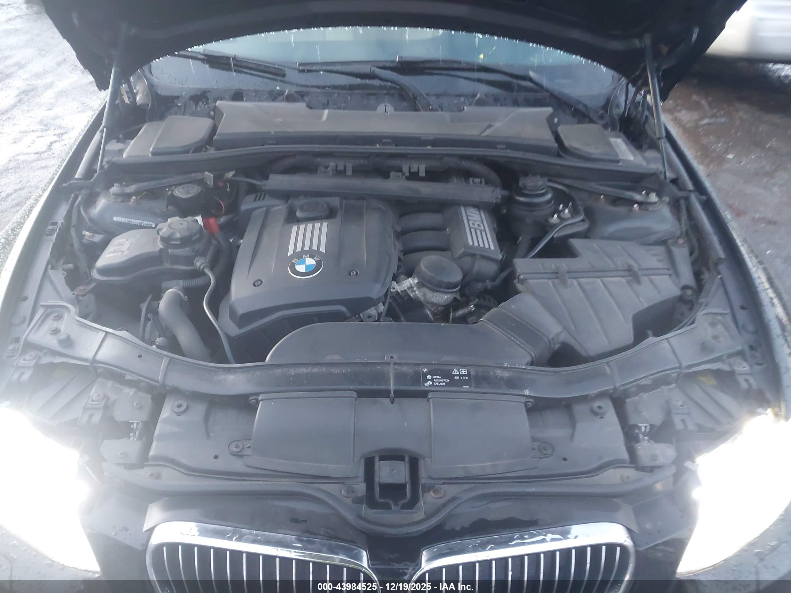 BMW 328I image 10