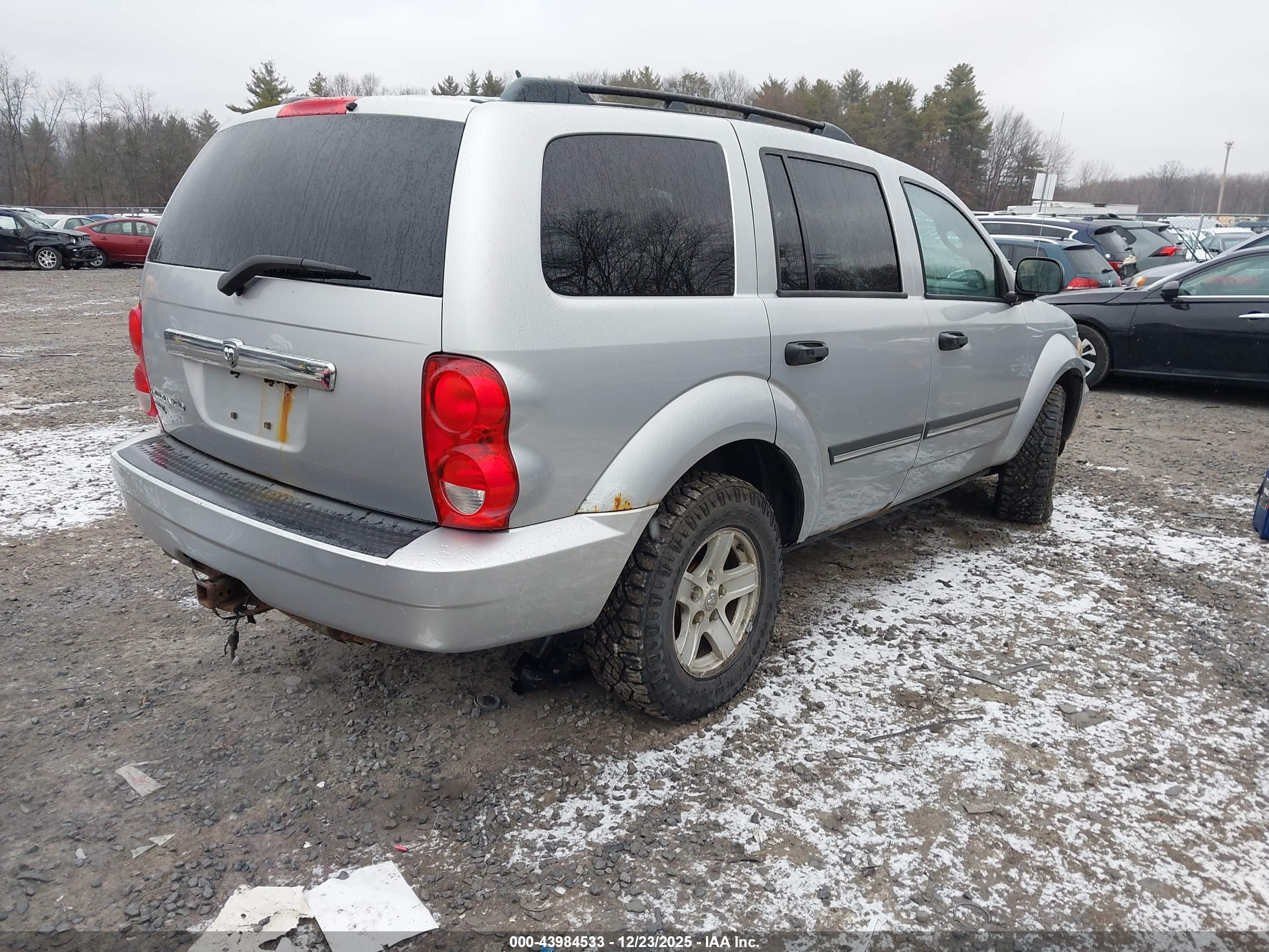 DODGE DURANGO image 4