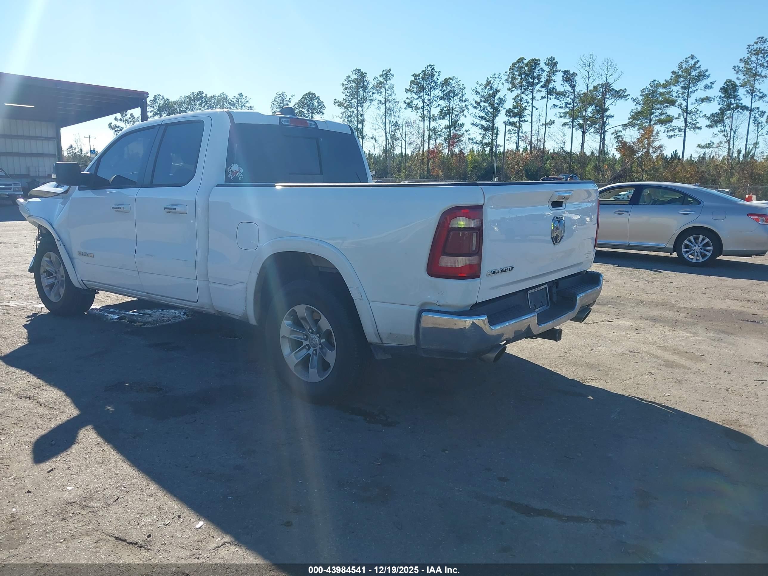 RAM 1500 image 3