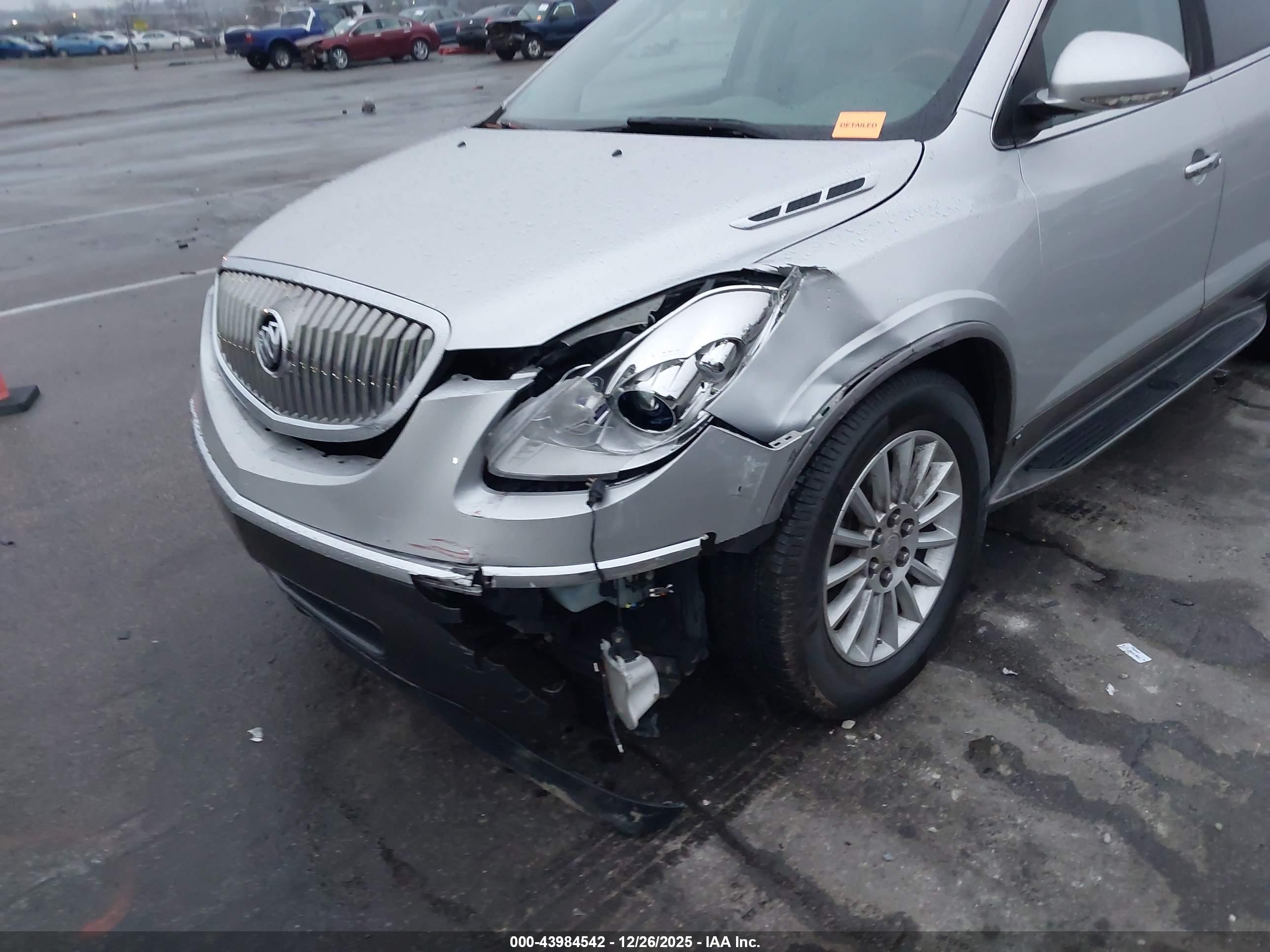 BUICK ENCLAVE image 6