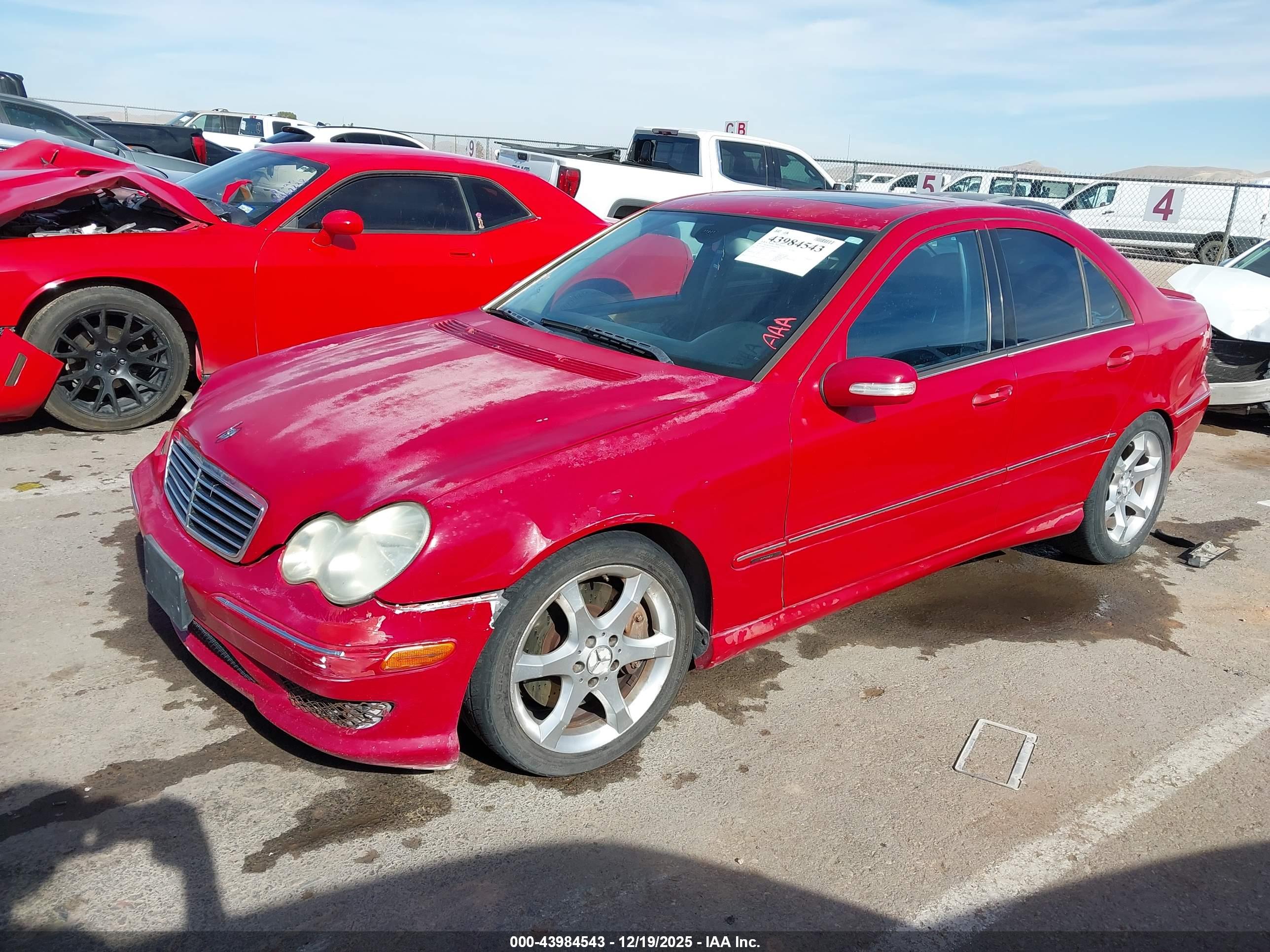 MERCEDES-BENZ C image 2