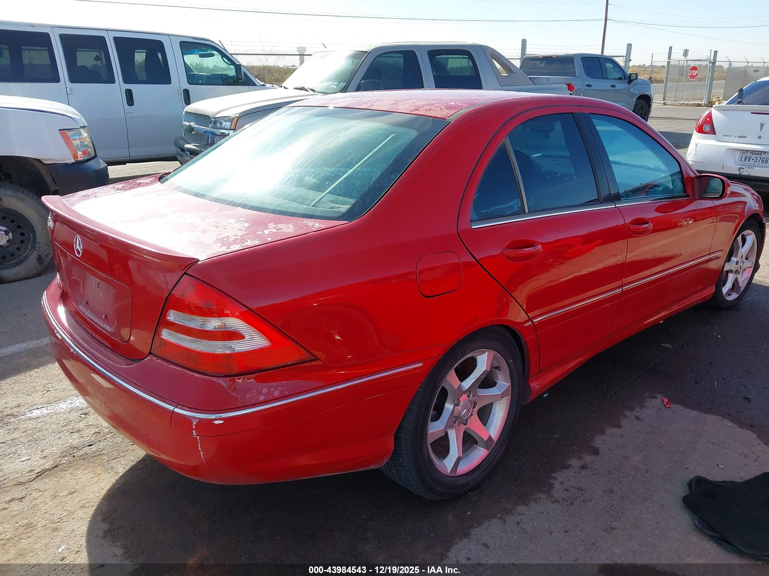 MERCEDES-BENZ C image 4