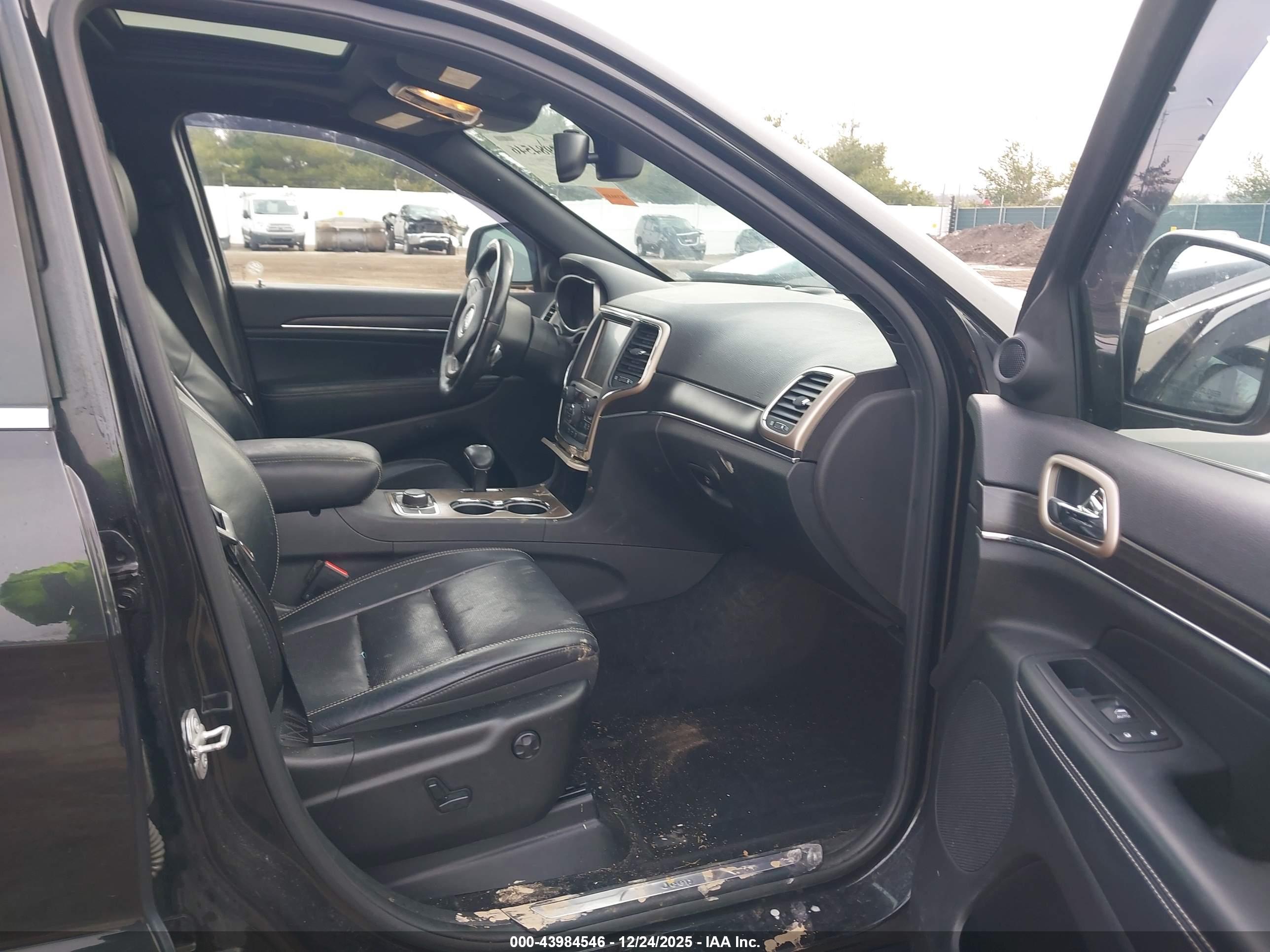 JEEP GRAND image 5