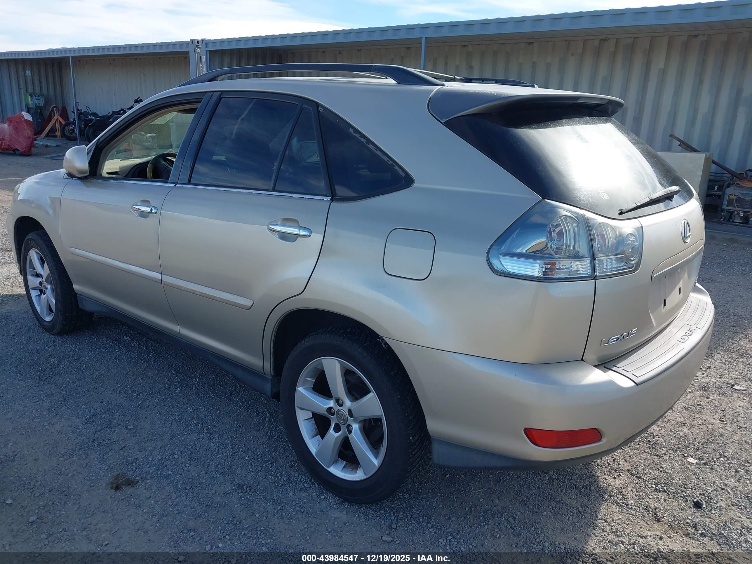 LEXUS RX image 3