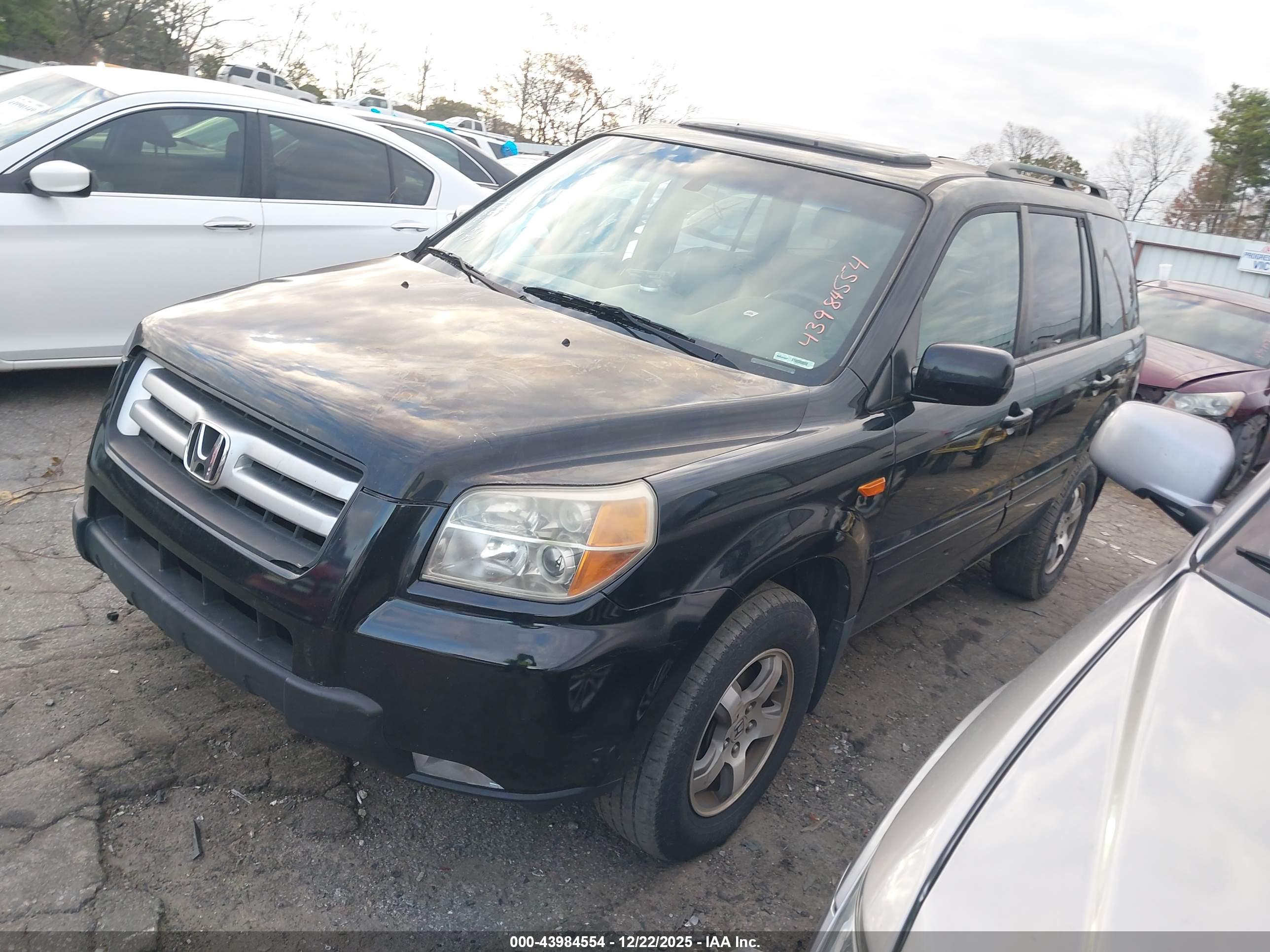 HONDA PILOT image 2