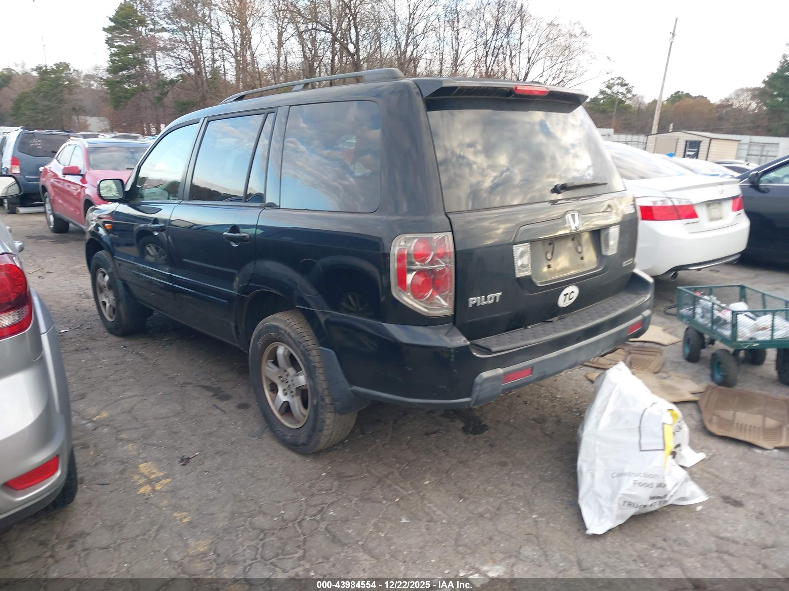 HONDA PILOT image 3