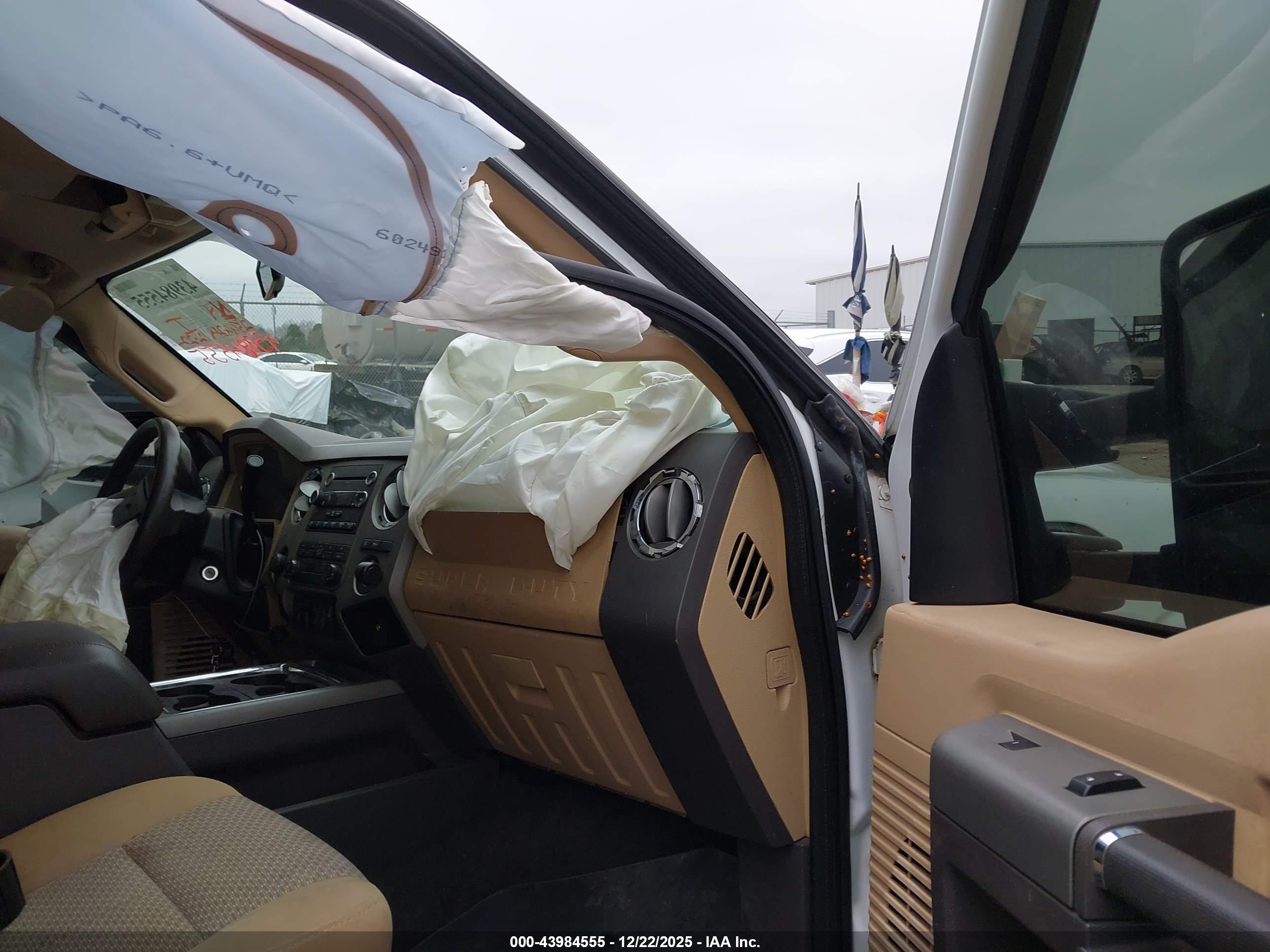 FORD F-250 image 5