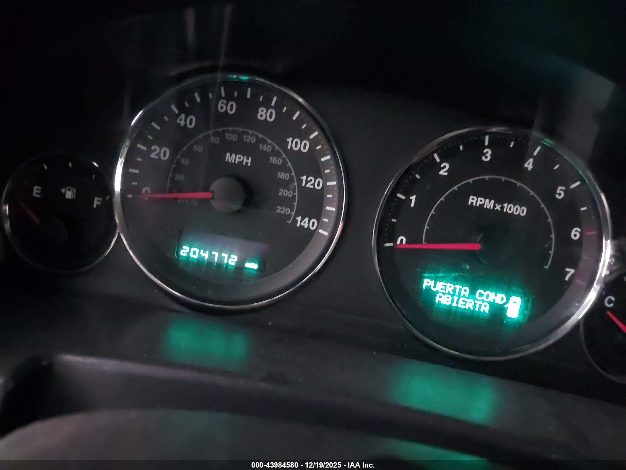 JEEP COMMANDER image 7