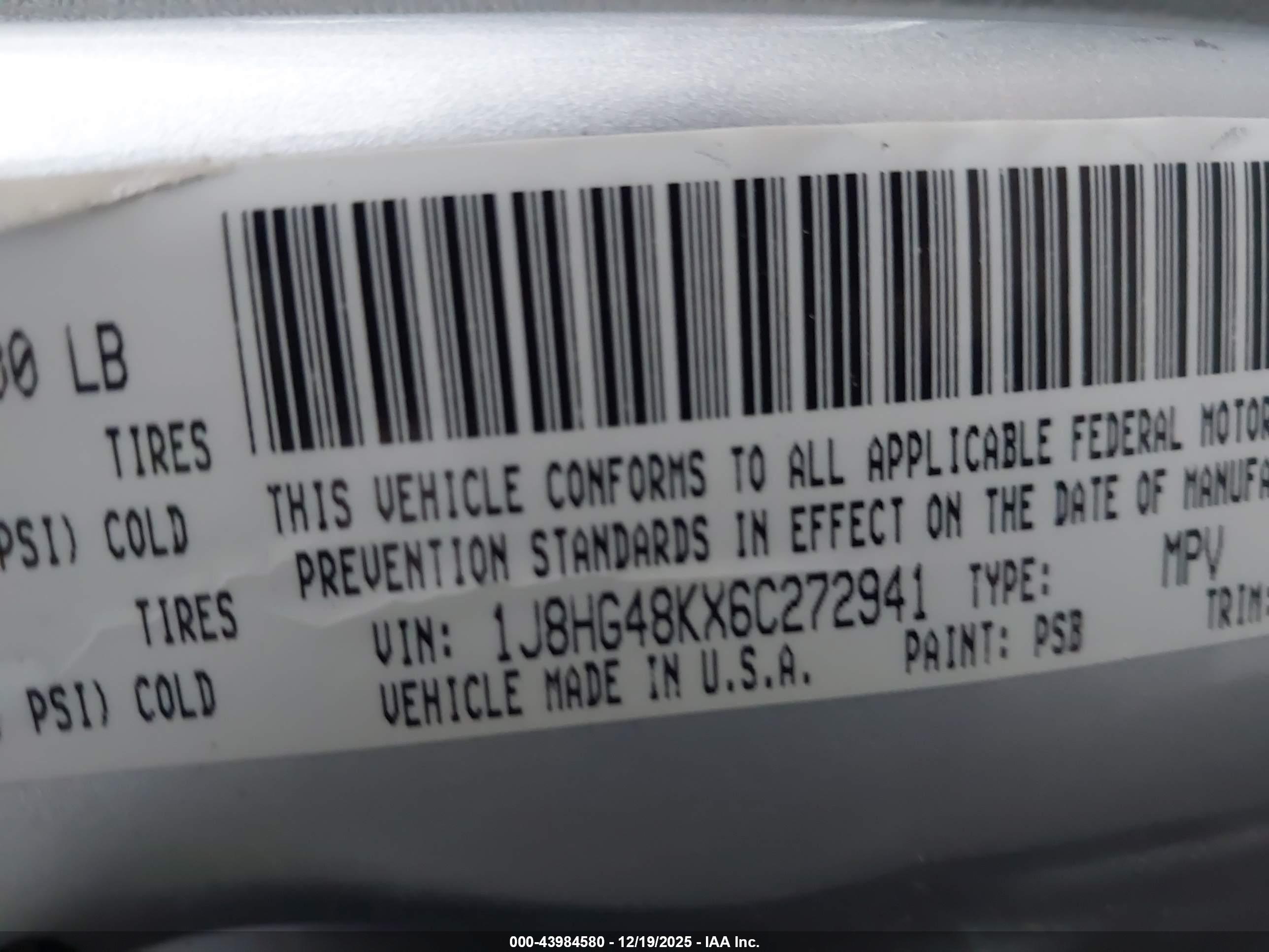 JEEP COMMANDER image 9