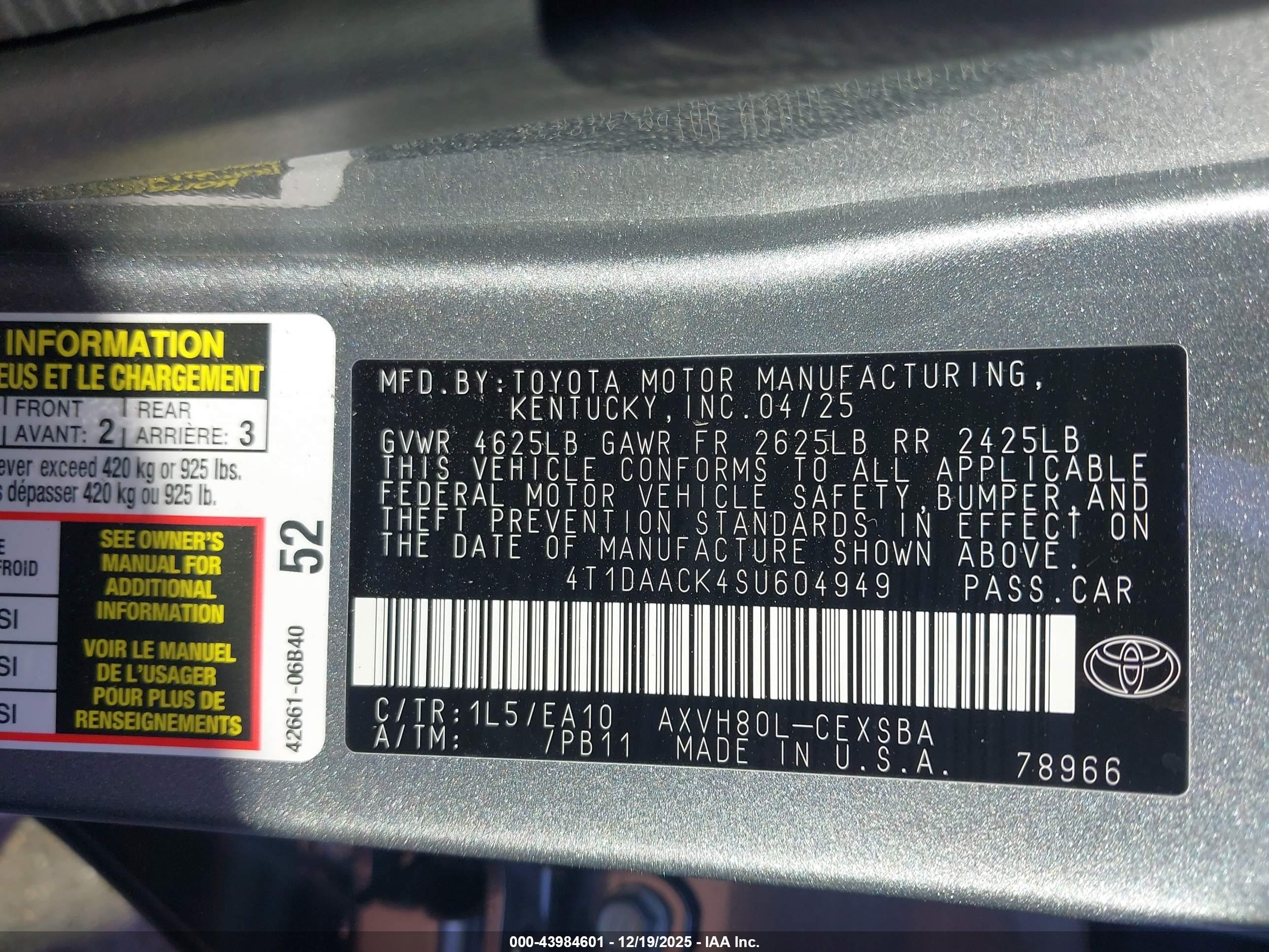 TOYOTA CAMRY image 9