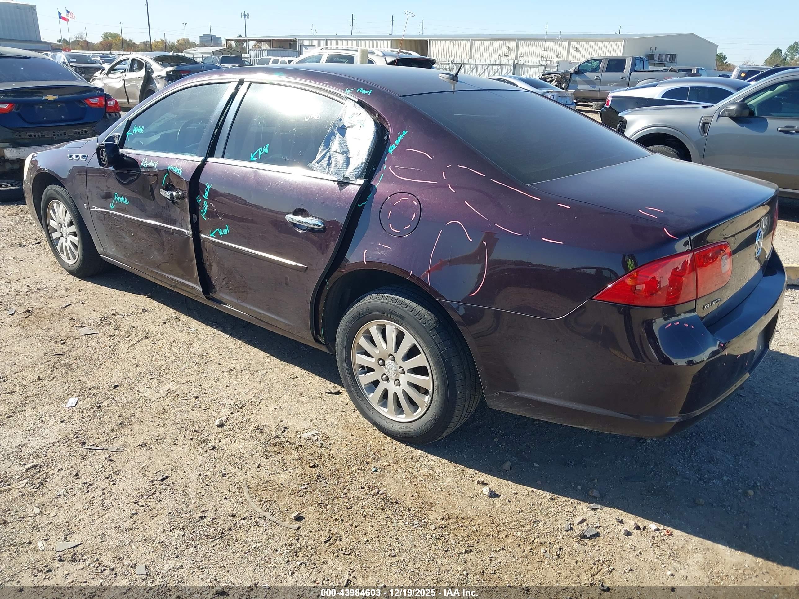 BUICK LUCERNE image 3