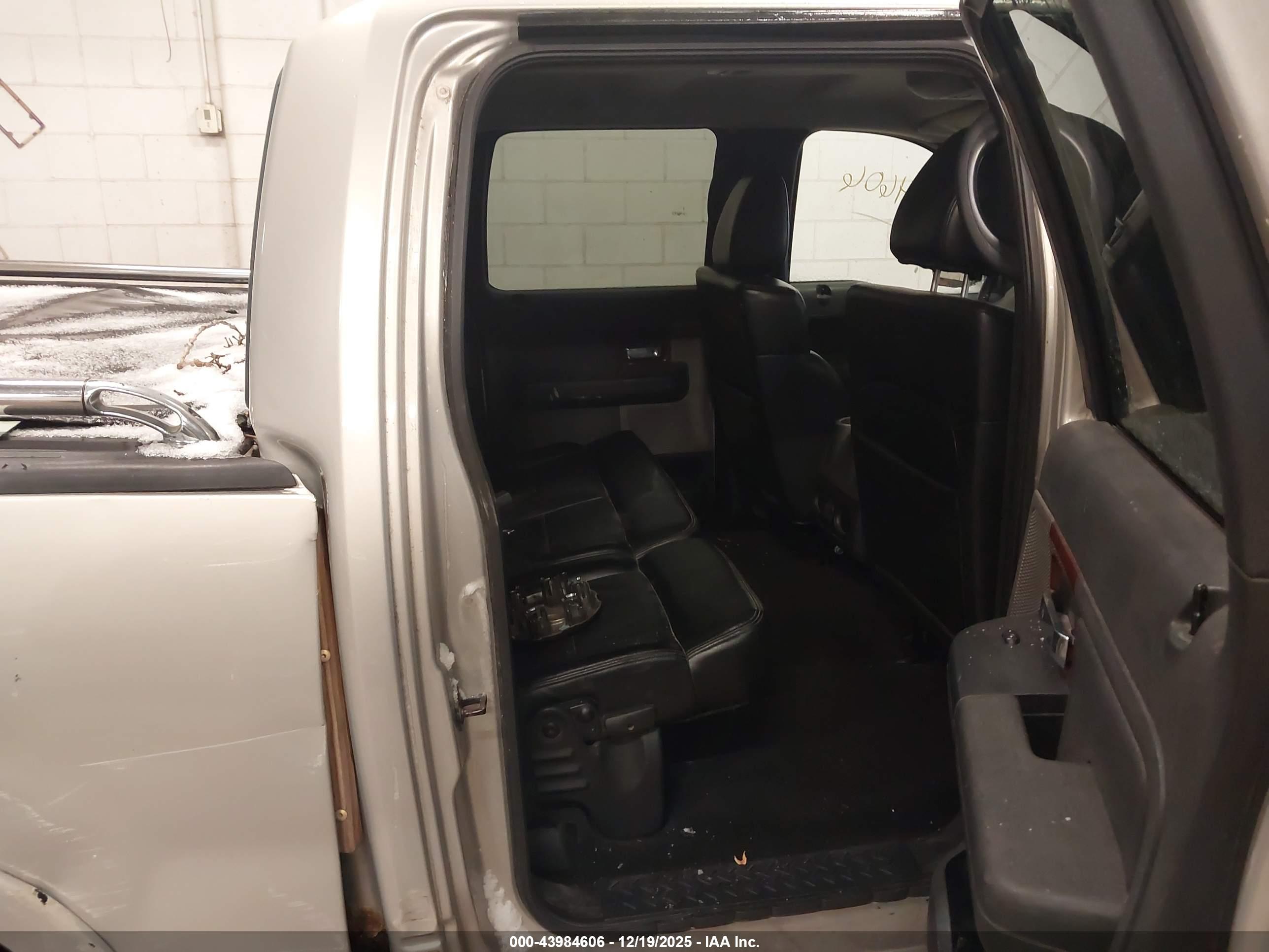 FORD F-150 image 8
