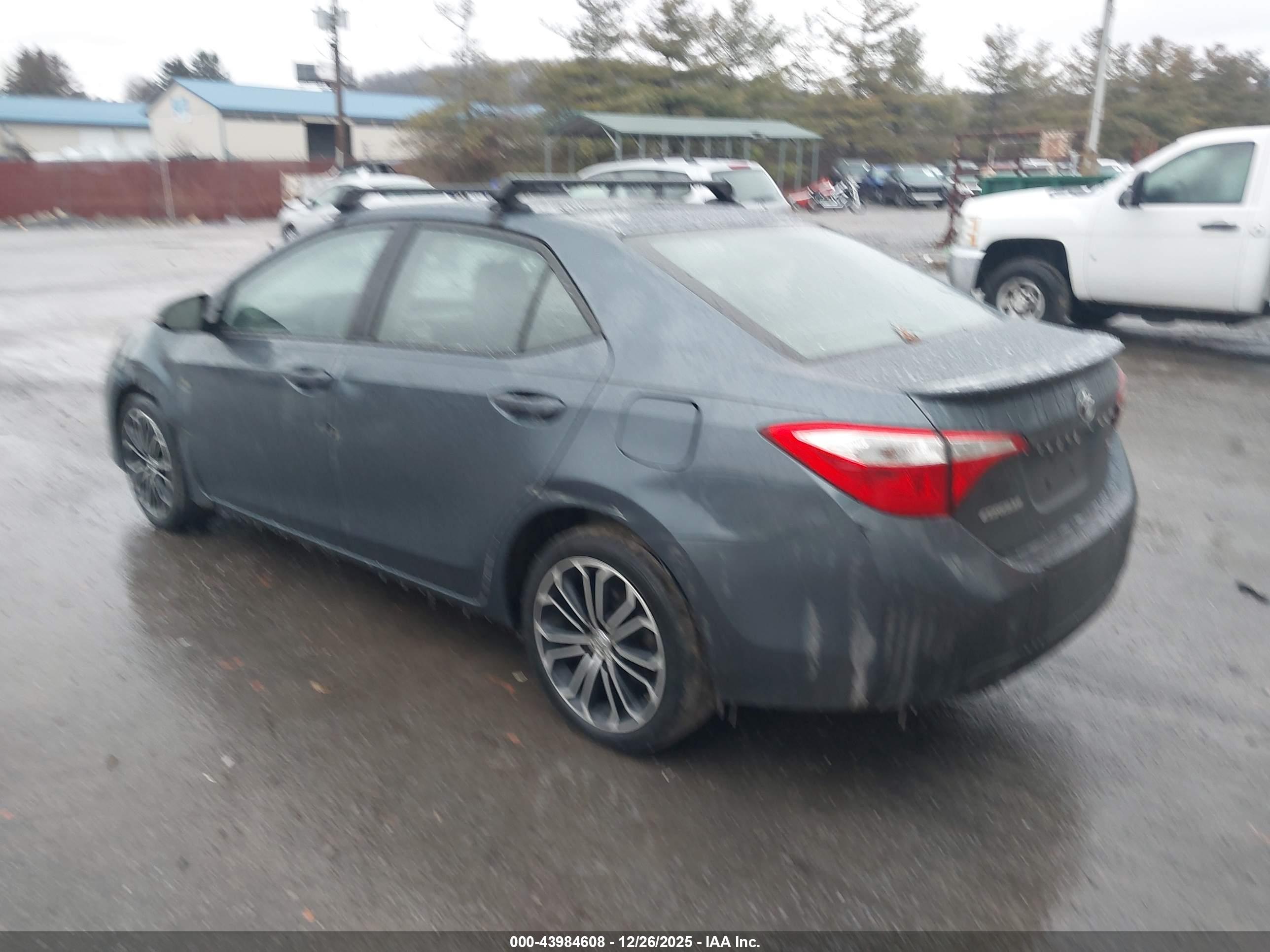 TOYOTA COROLLA image 3