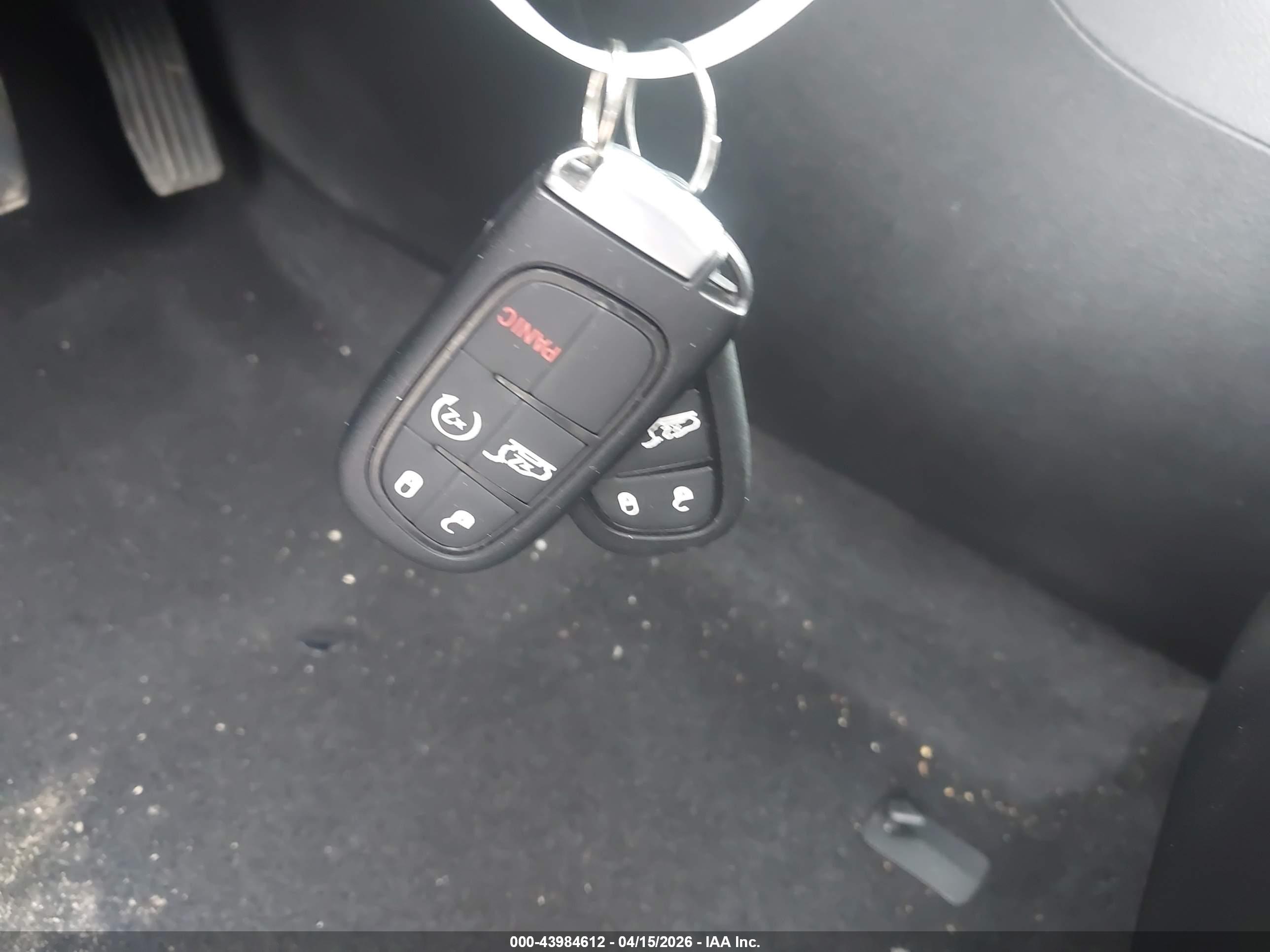 JEEP CHEROKEE image 11