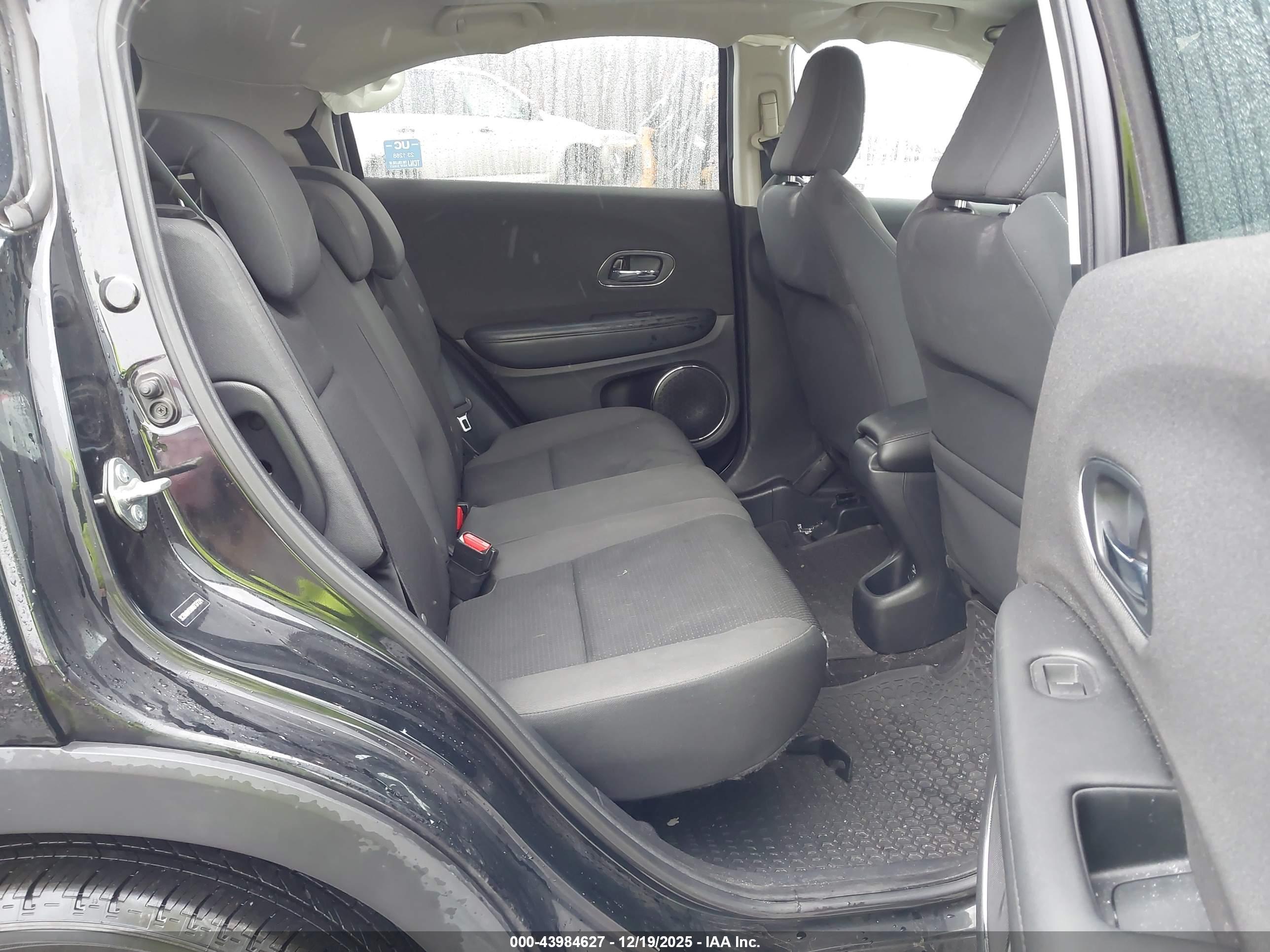 HONDA HR-V image 8