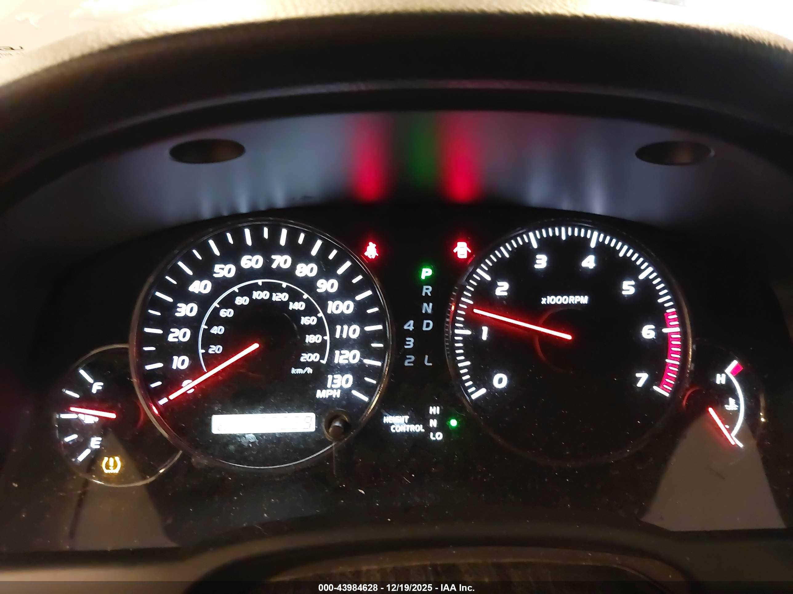 LEXUS GX image 7