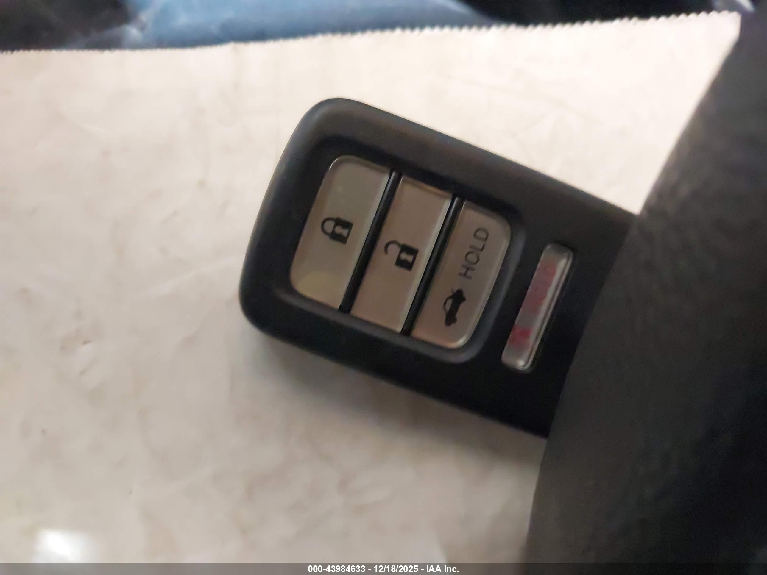 HONDA ACCORD image 11