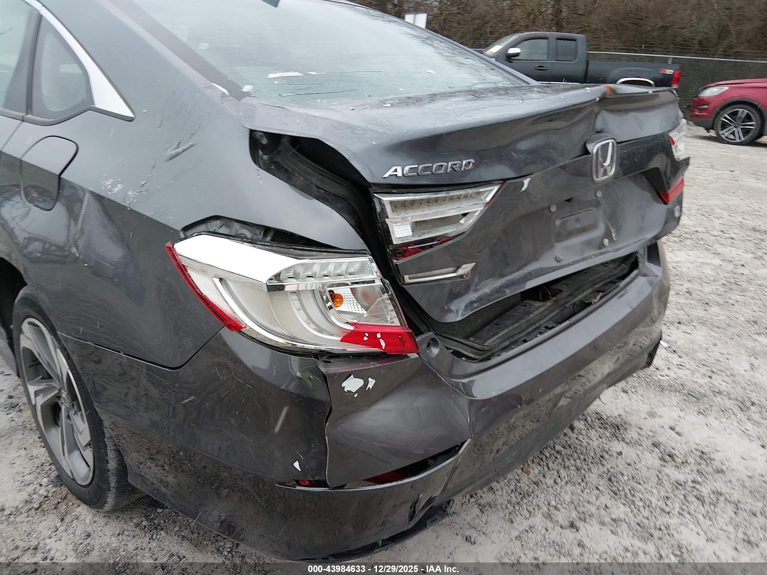 HONDA ACCORD image 6