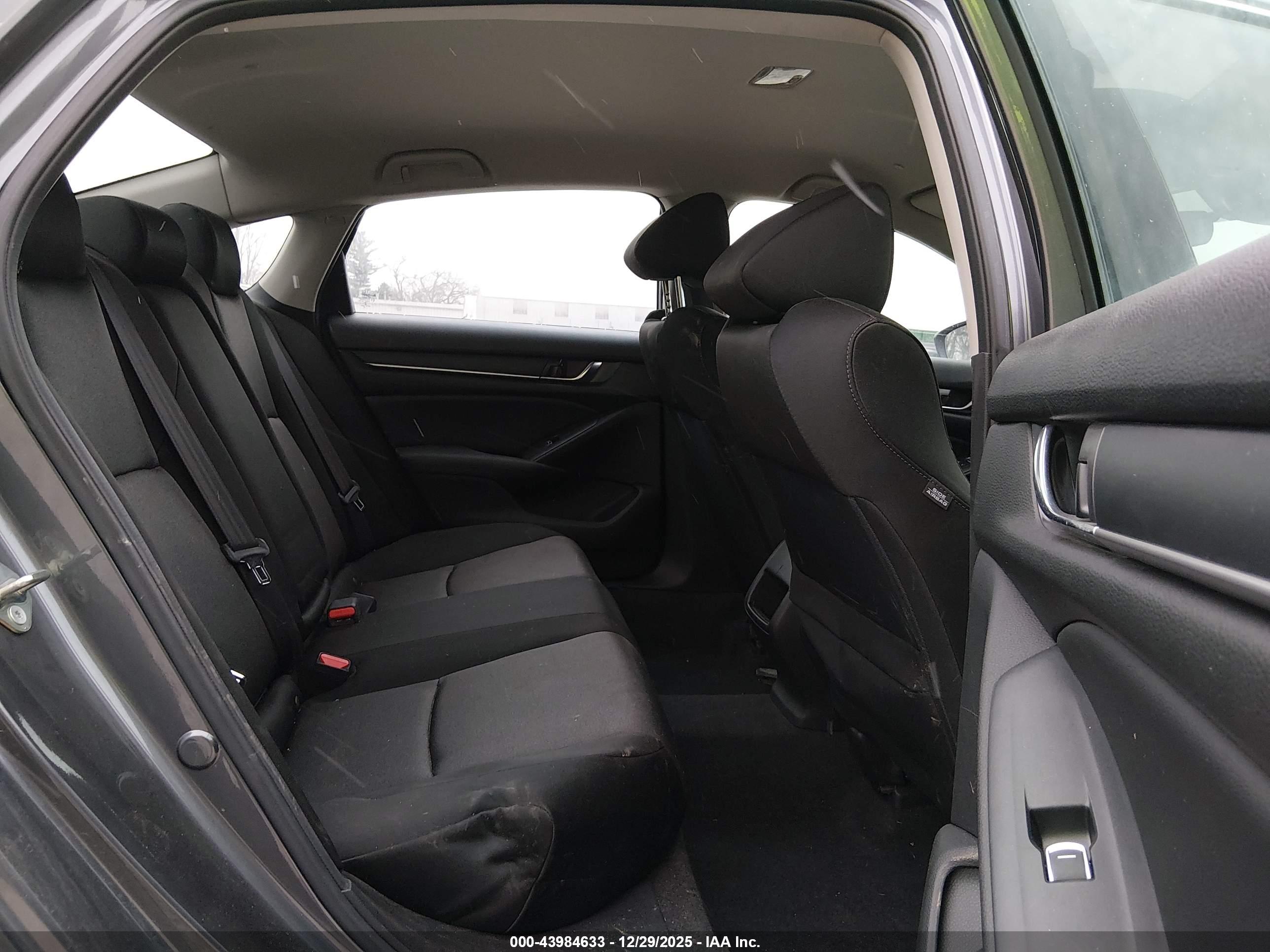 HONDA ACCORD image 8