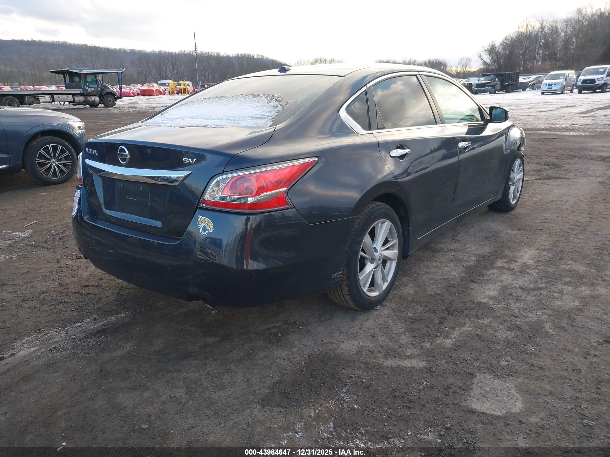 NISSAN ALTIMA image 4