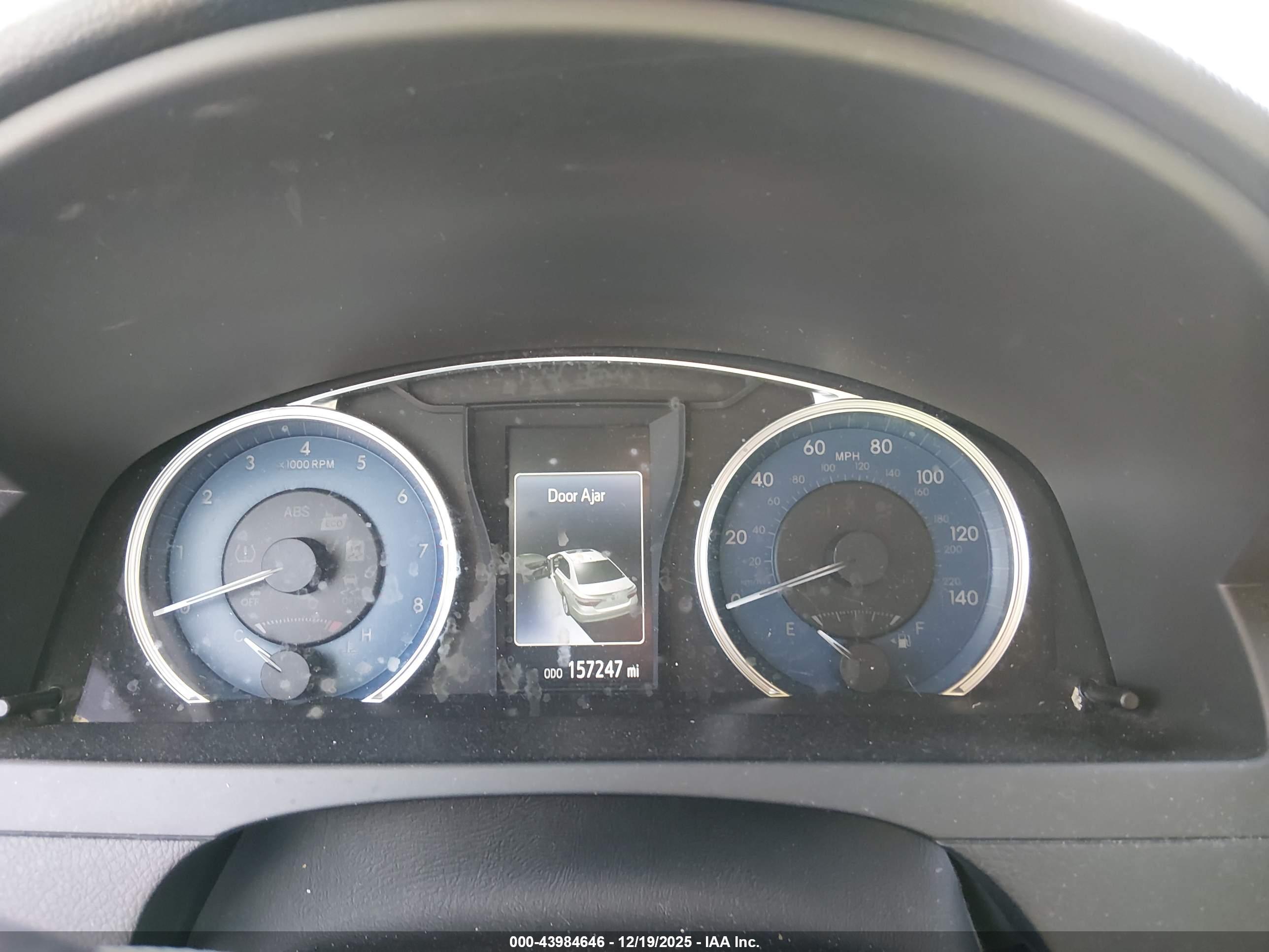 TOYOTA CAMRY image 7